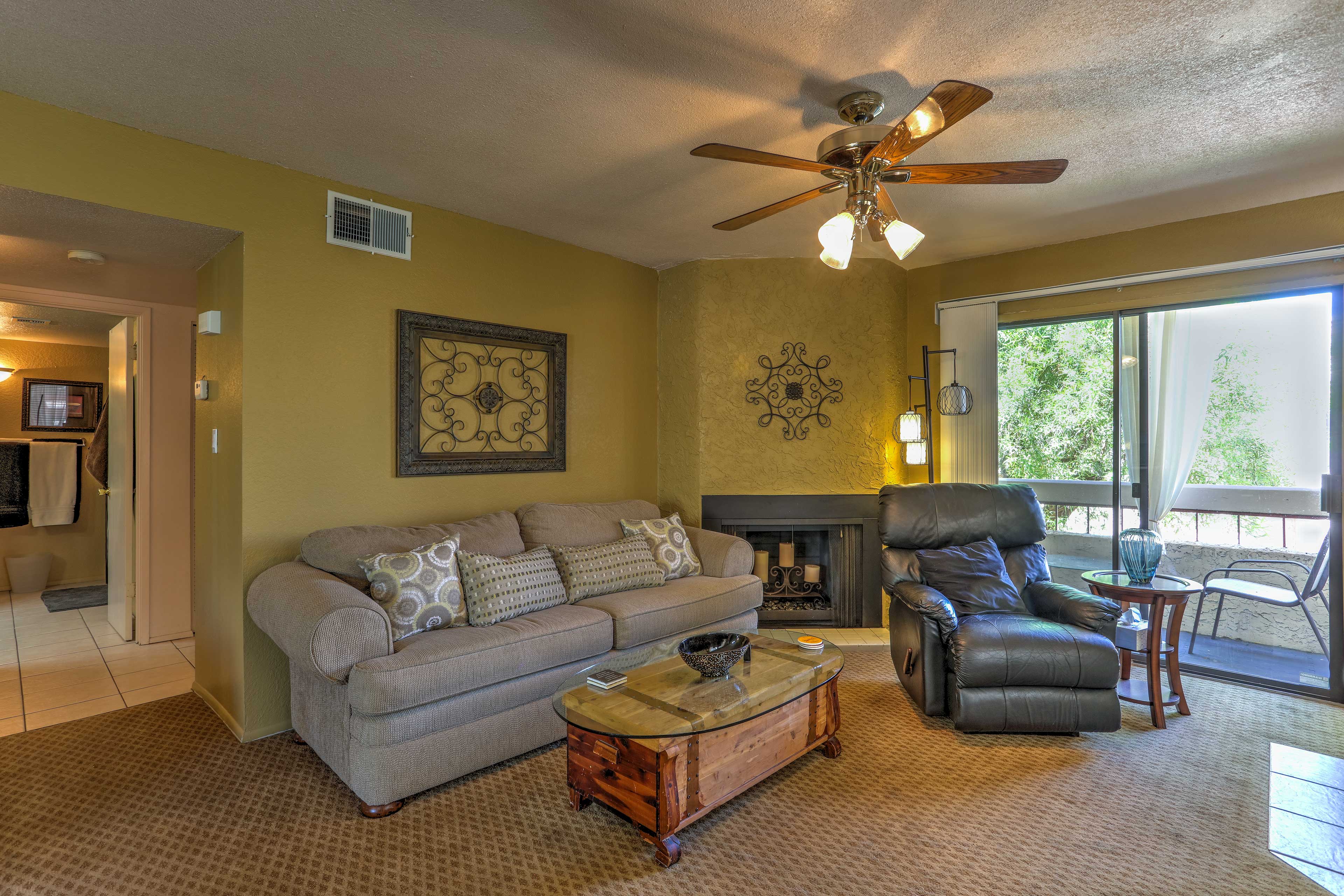Living Room | Central Air Conditioning