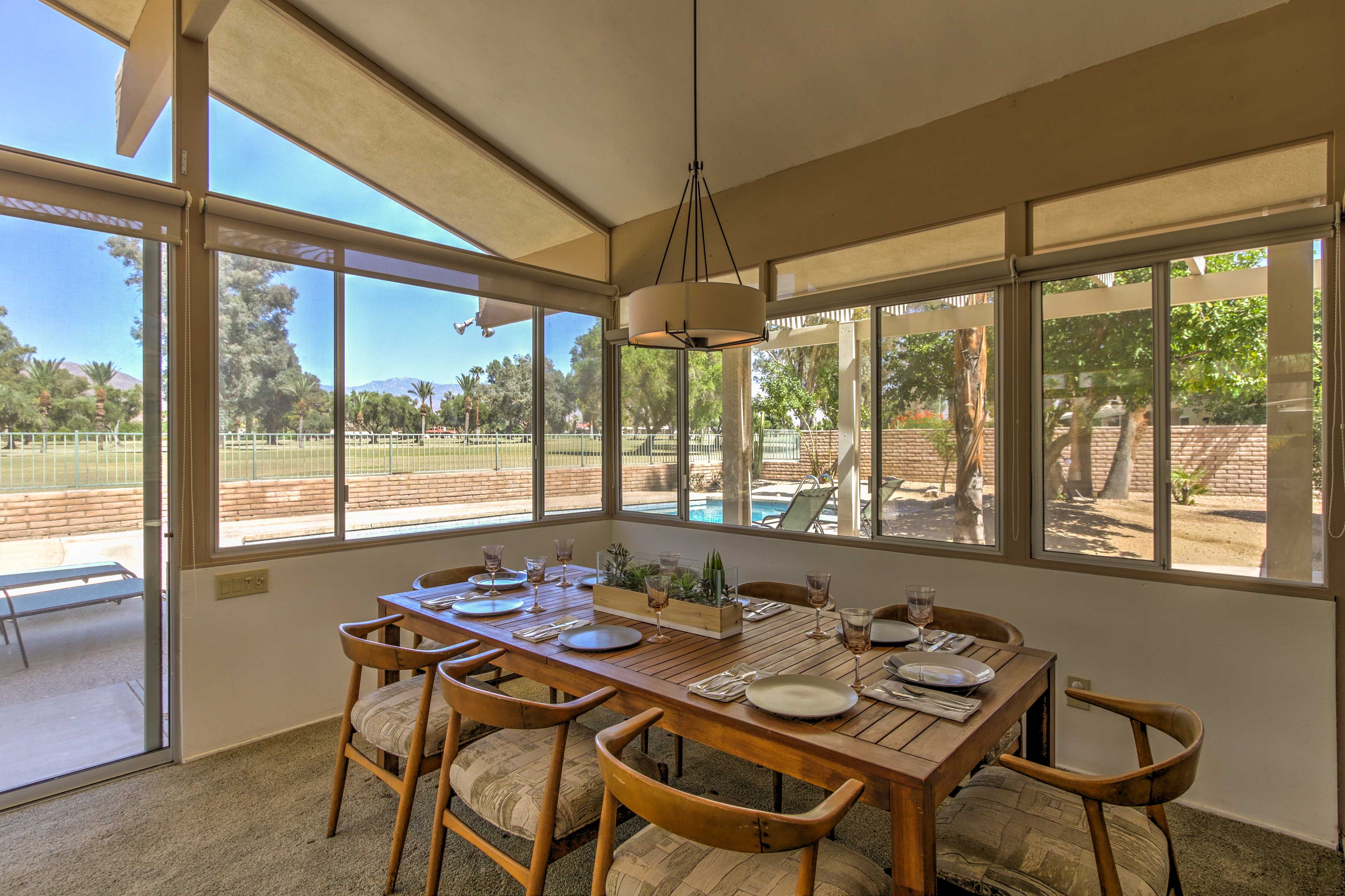 Sunroom | Dining Table