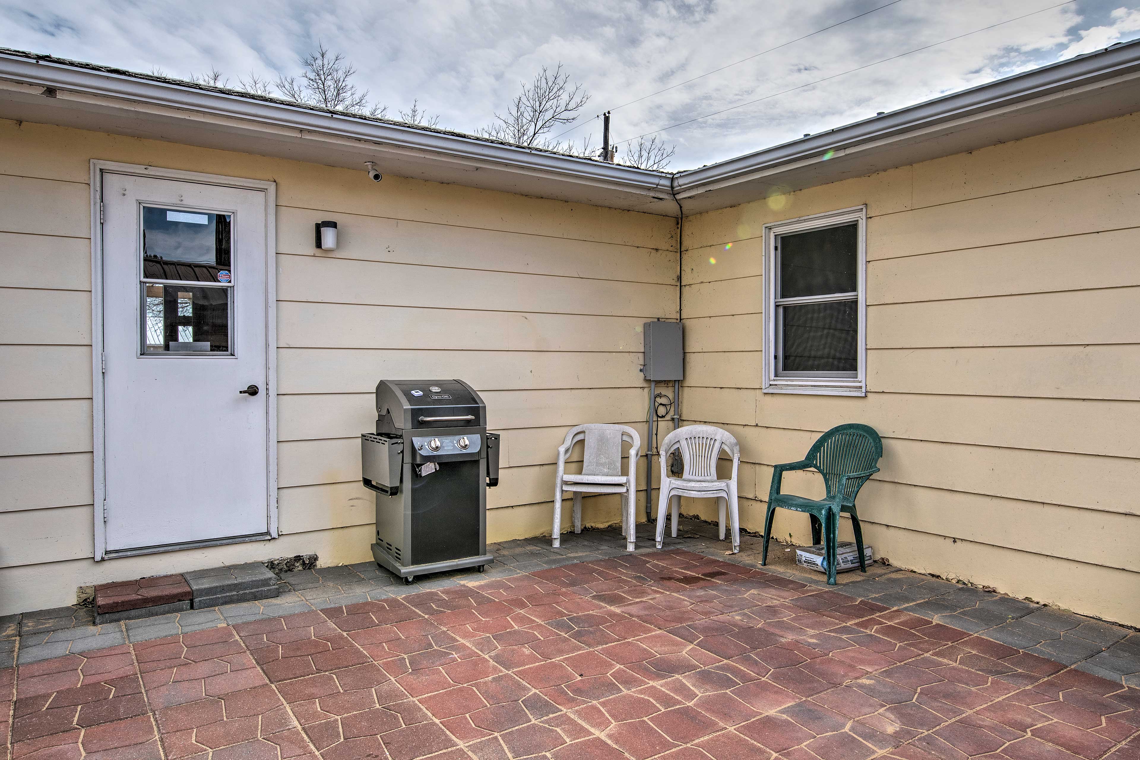 Start up the gas grill and sear your favorite meats and veggies.