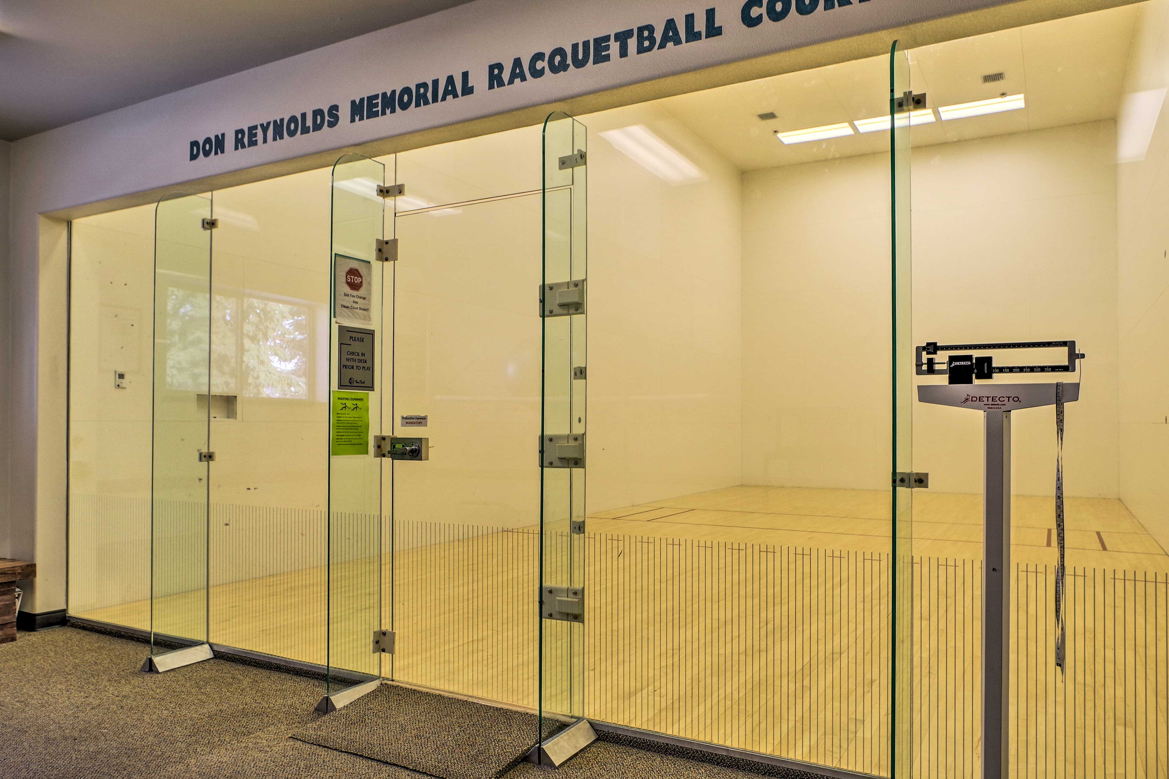 Community Raquetball Court