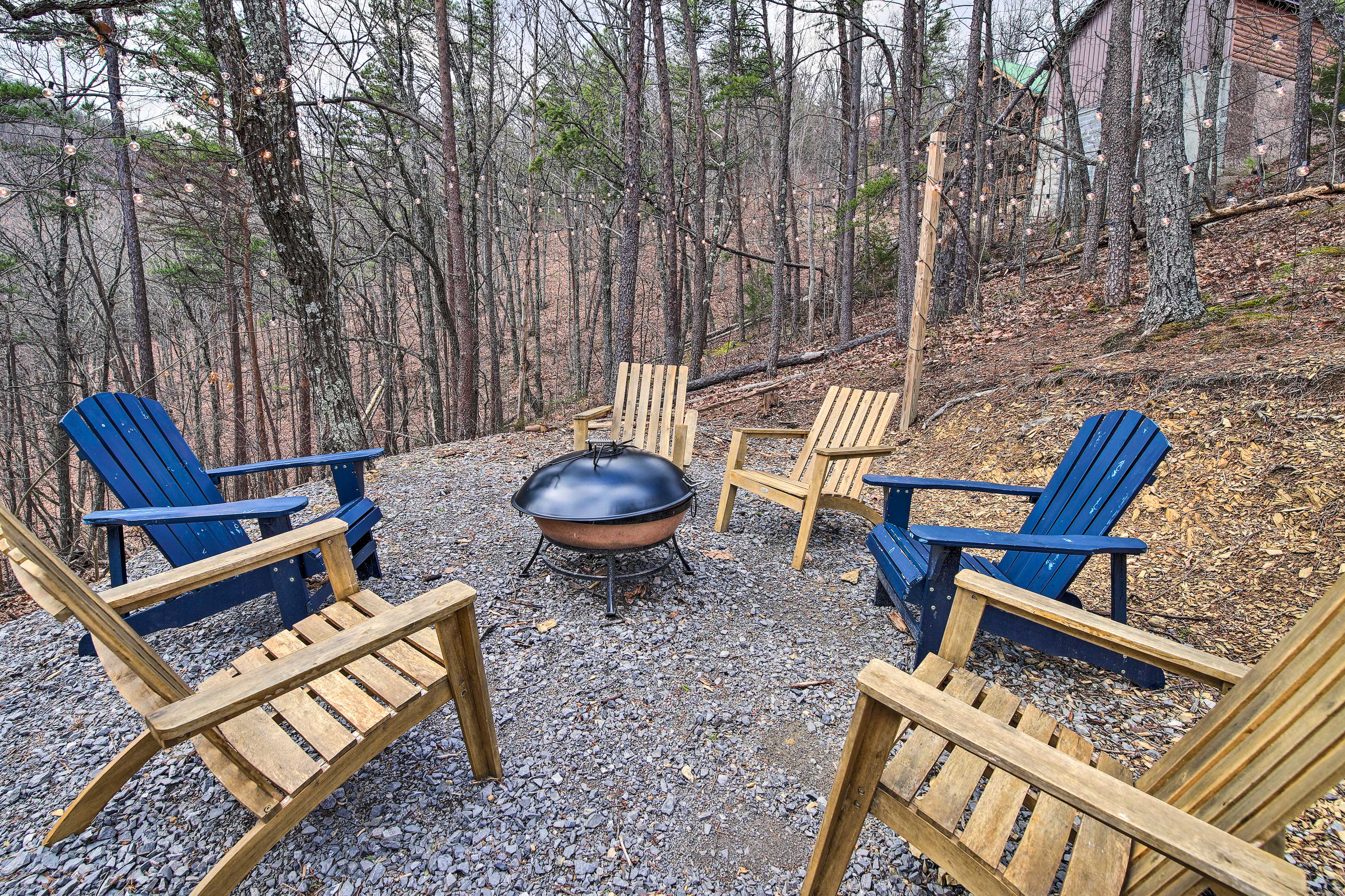 Outdoor Seating | Fire Pit | Charcoal Grill