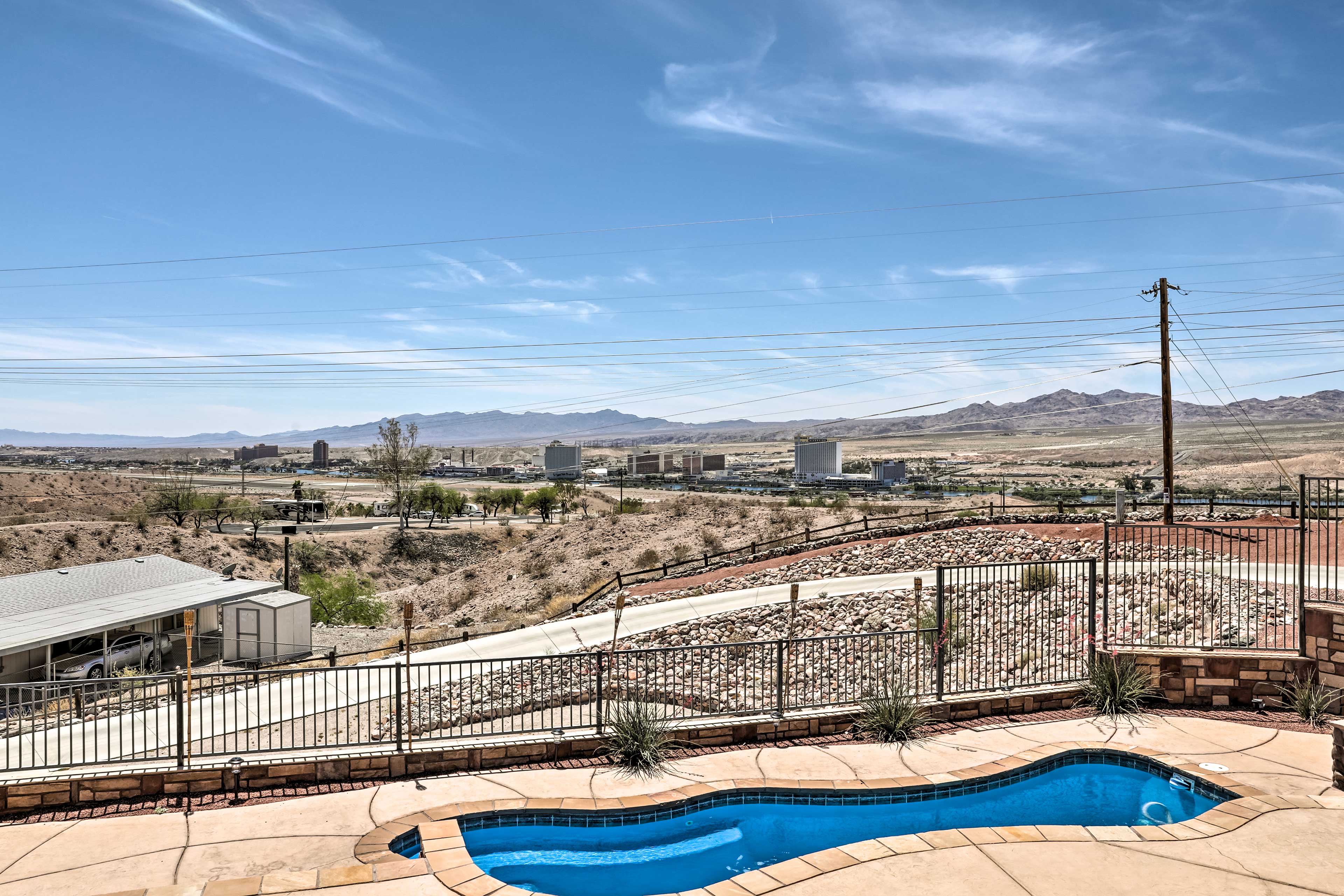 Bullhead City Vacation Rental | 3BR | 2.5BA | Step-Free Access