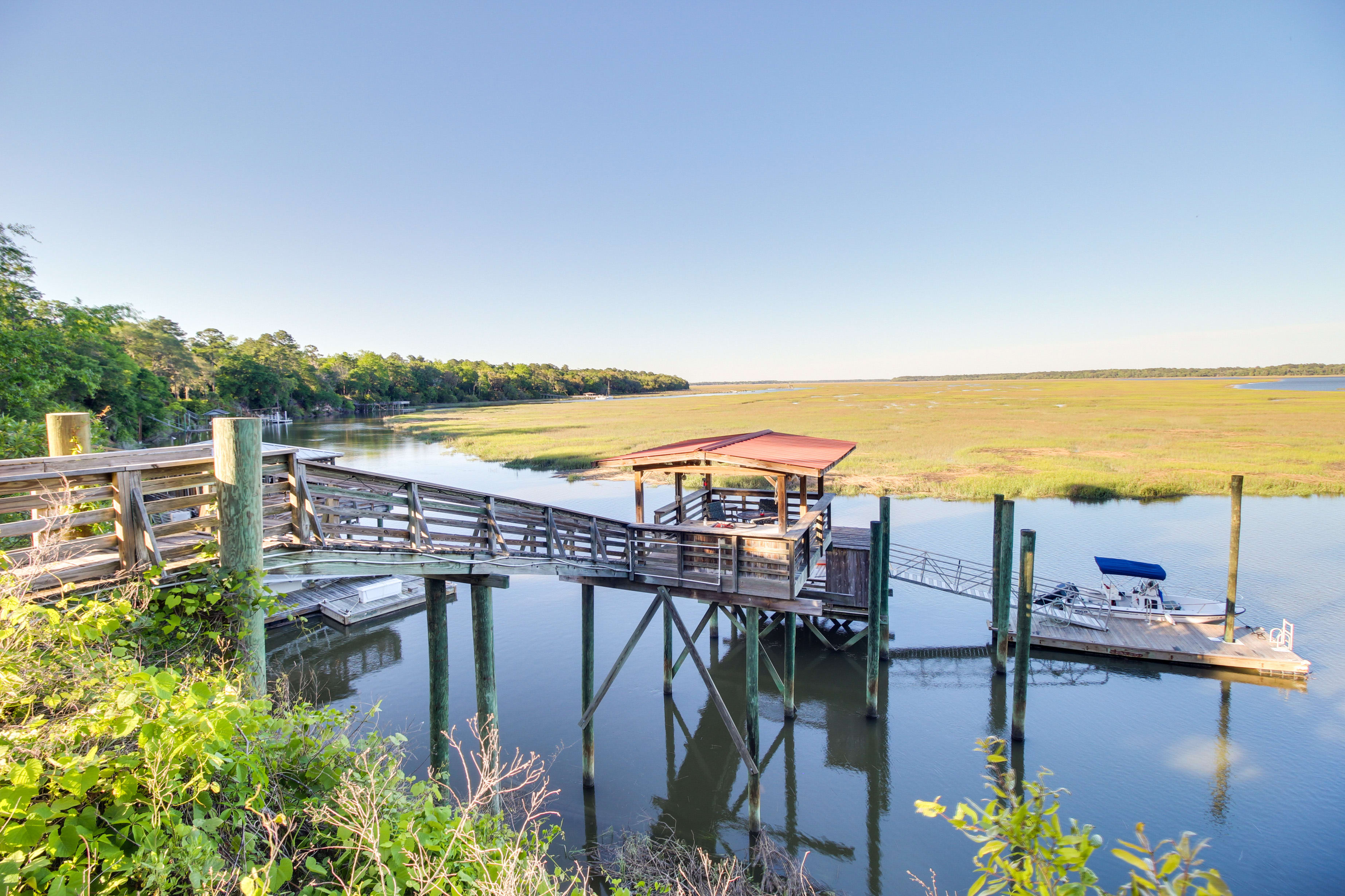 Townsend Vacation Rental | 4BR | 3BA | 3,000 Sq Ft | Stairs Required