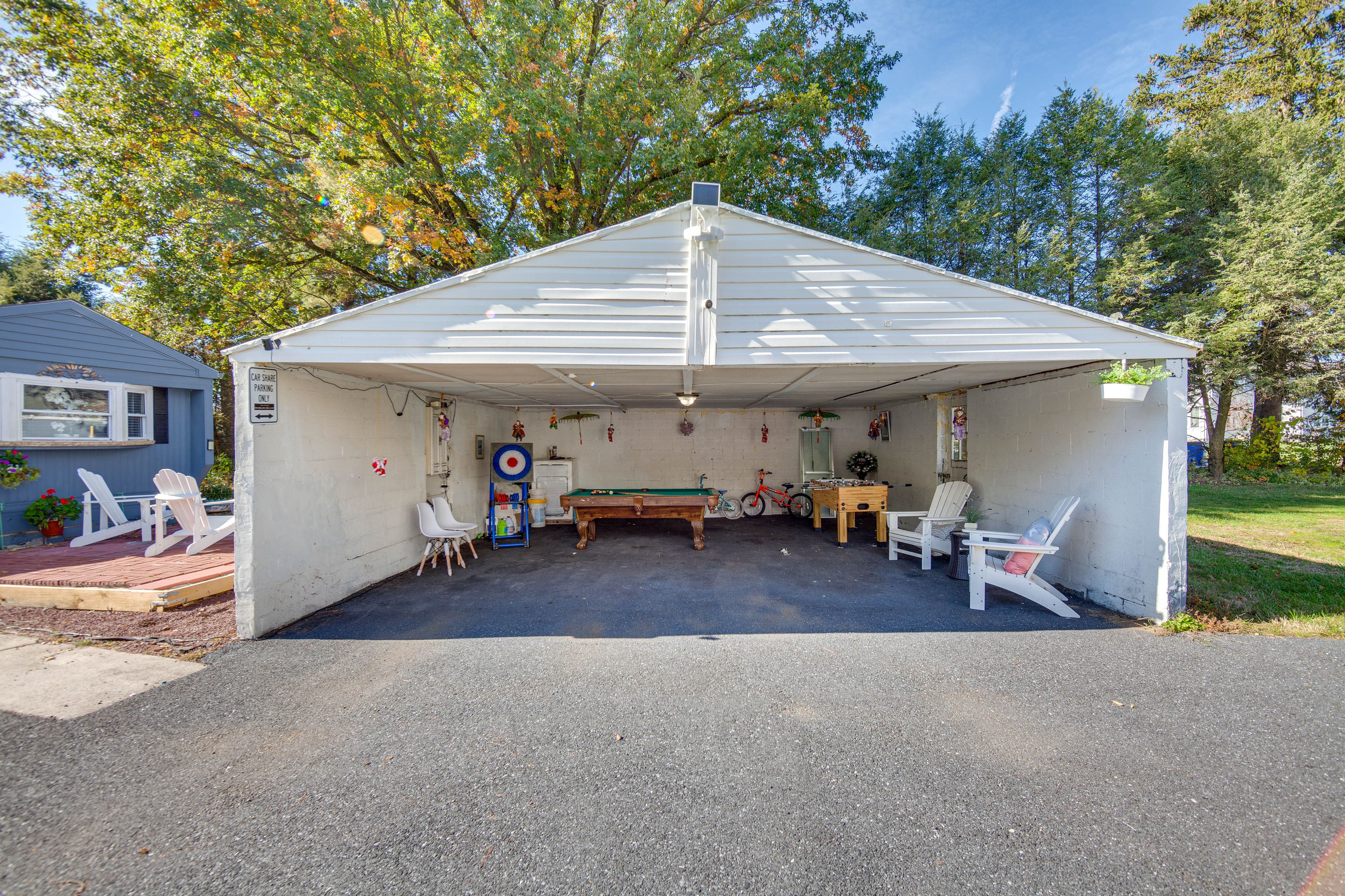 Game Area | Pool Table | Foosball Table | Kids Bicycles | Seating