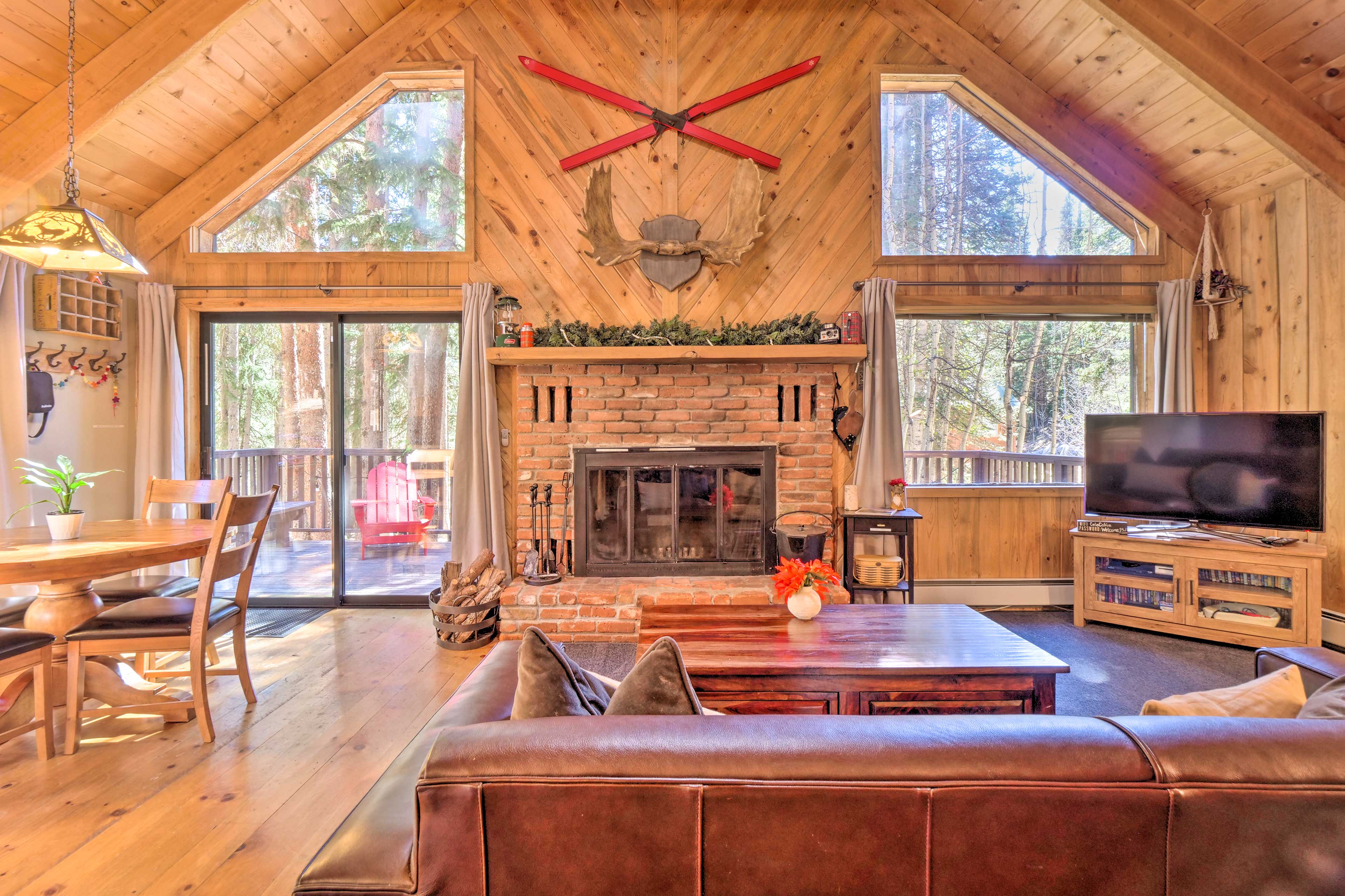 Alma 'Cloud 9 Cabin' w/ Fireplace & Wooded Views!