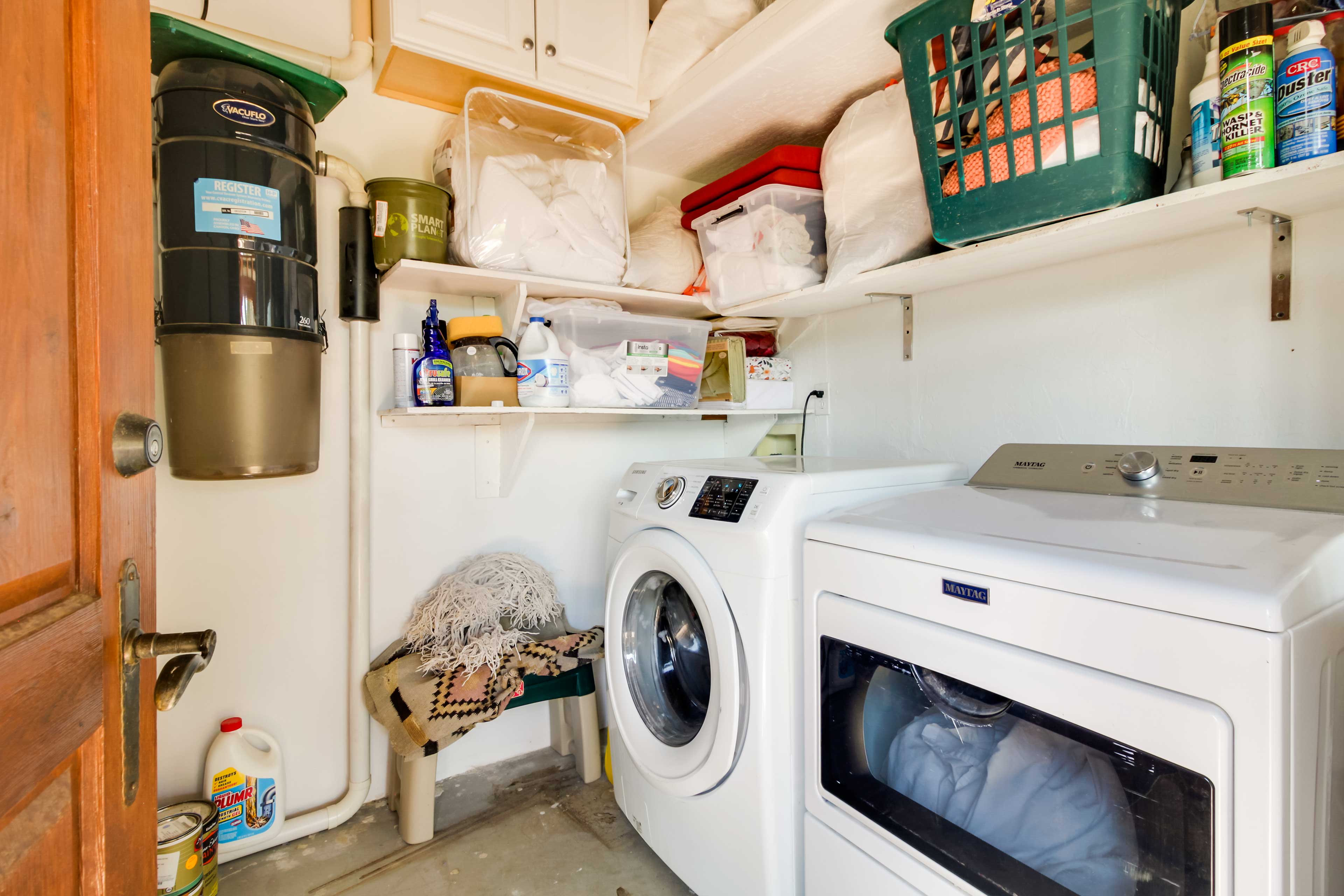 In-Unit Laundry | Washer & Dryer