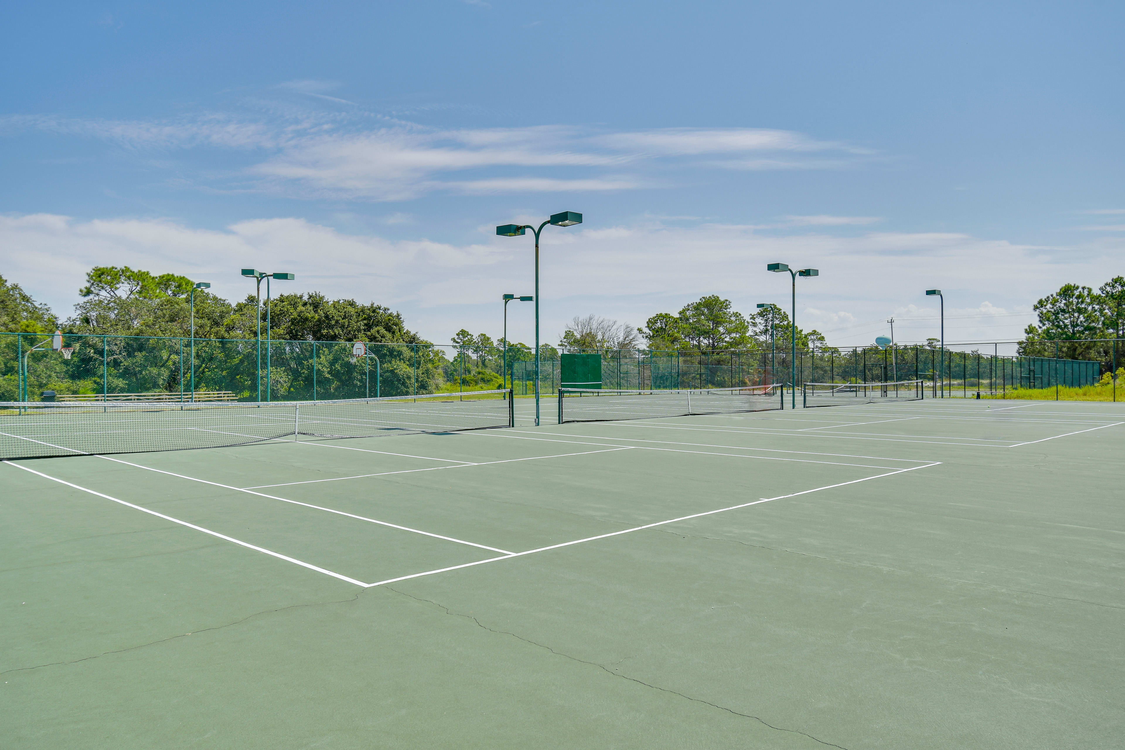 Community Tennis Courts