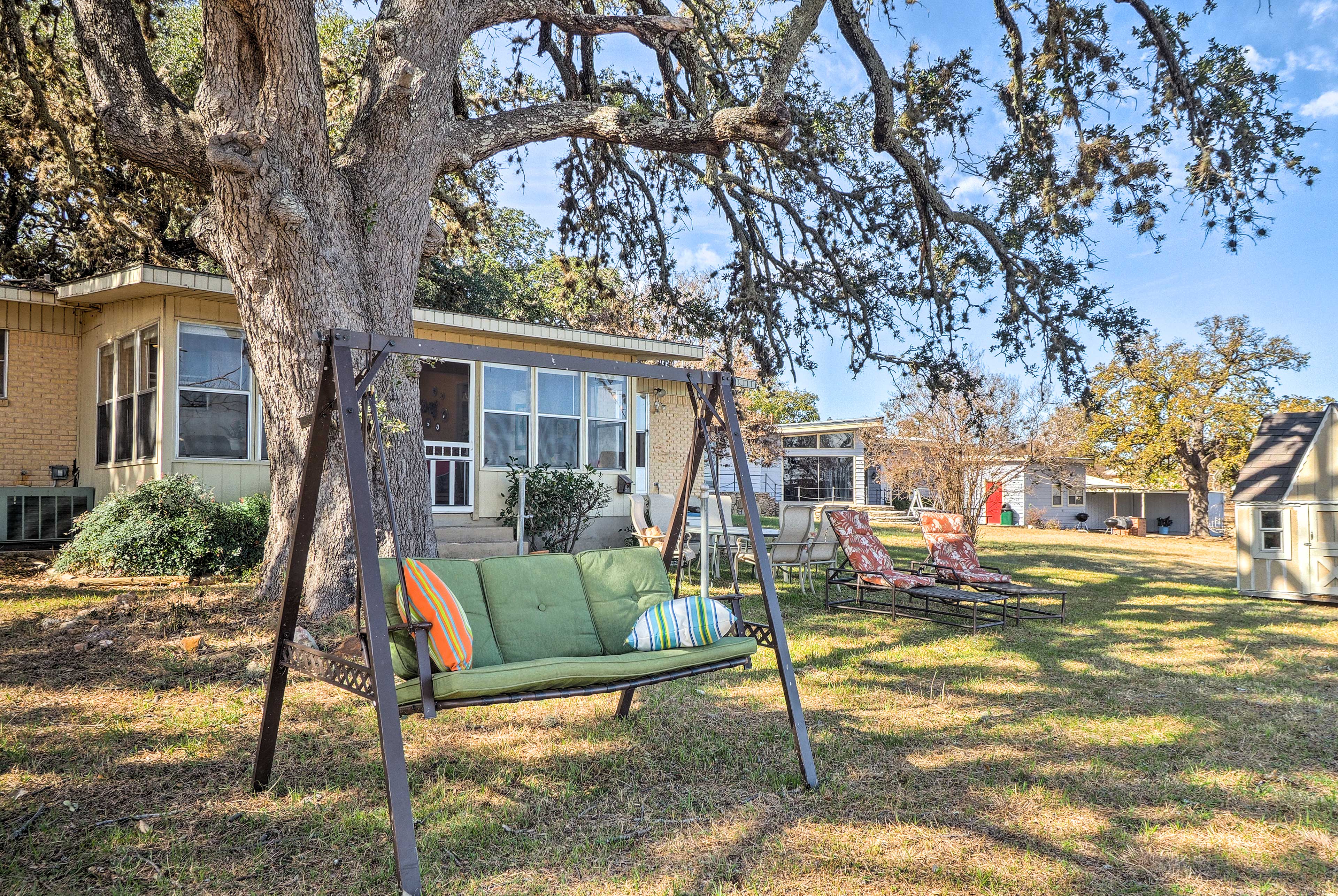 Back Yard | Lounge Seating | Dock Access