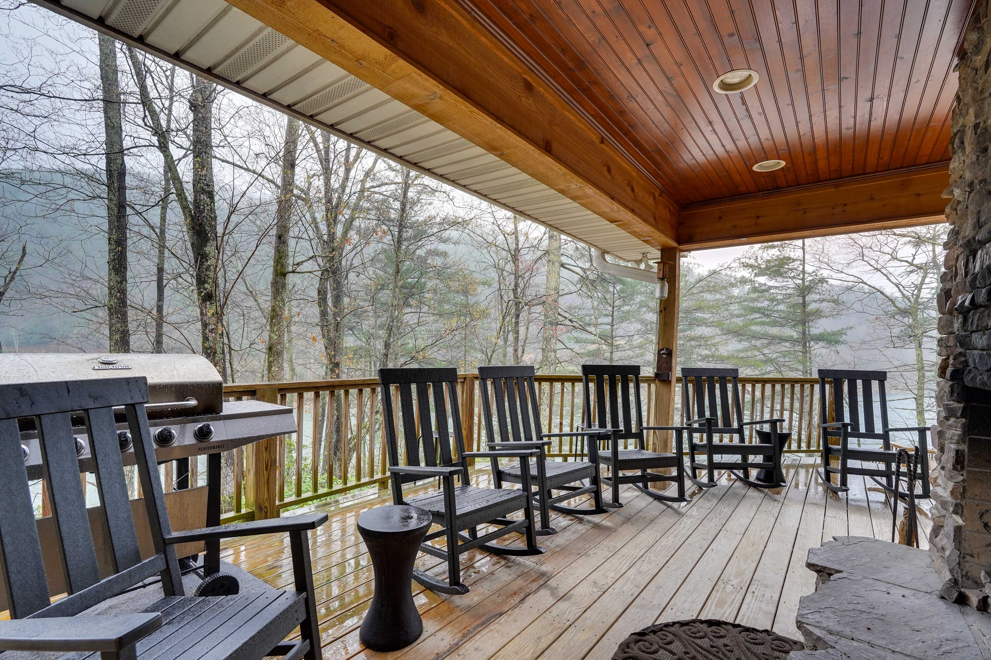 Covered Deck w/ Outdoor Fireplace | Gas Grill