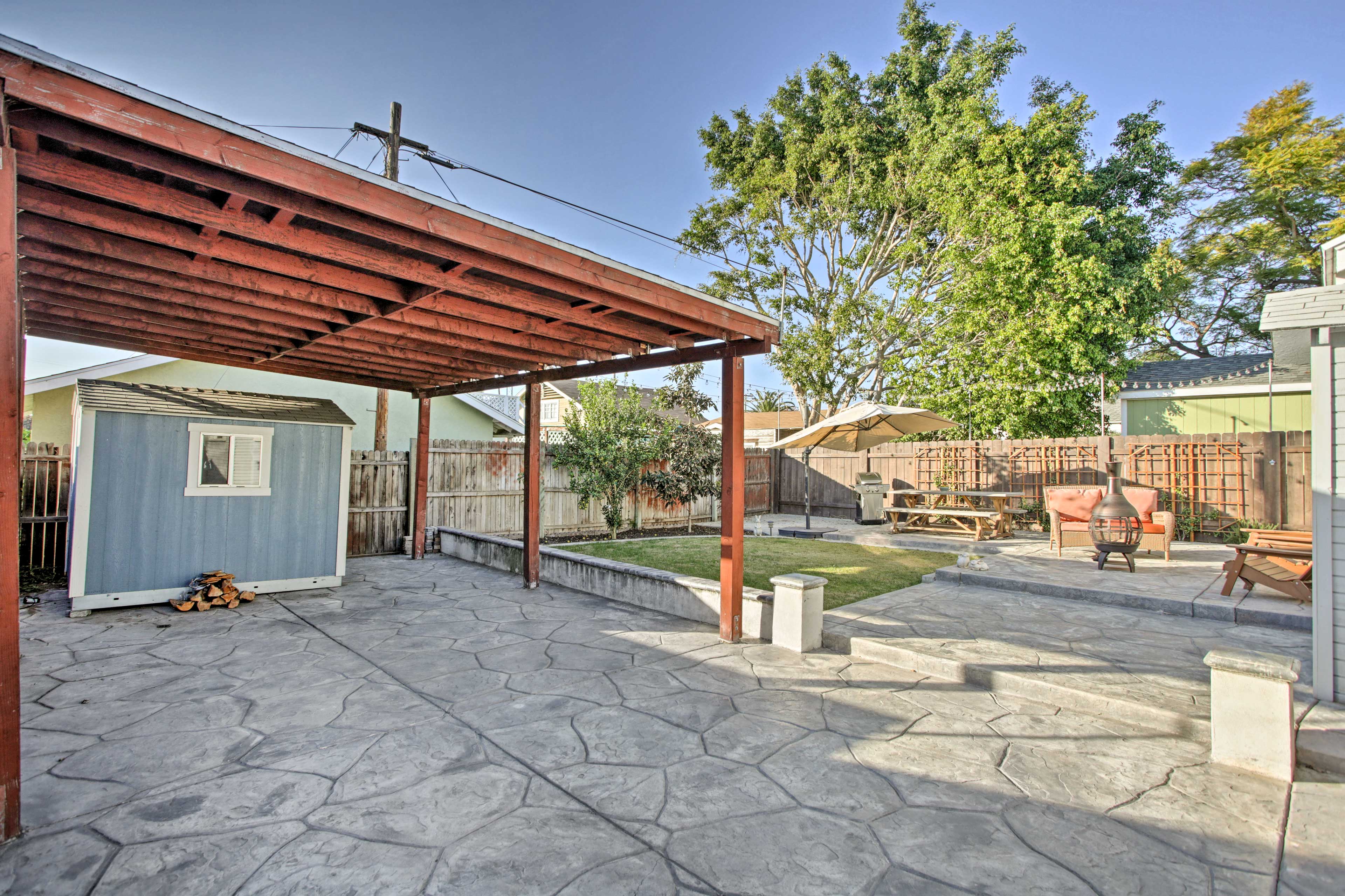 Park vehicles in this driveway.