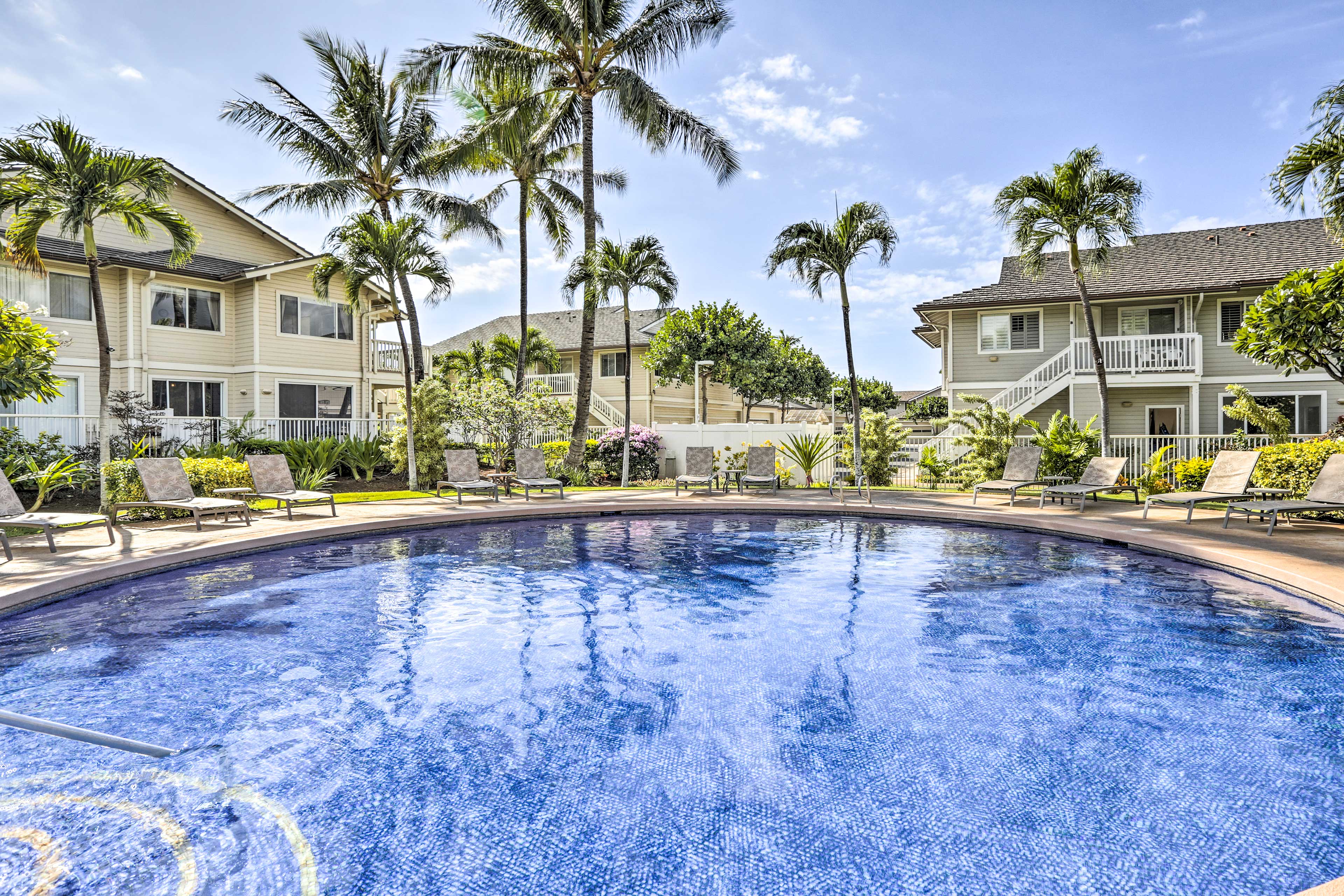 Community Outdoor Pool