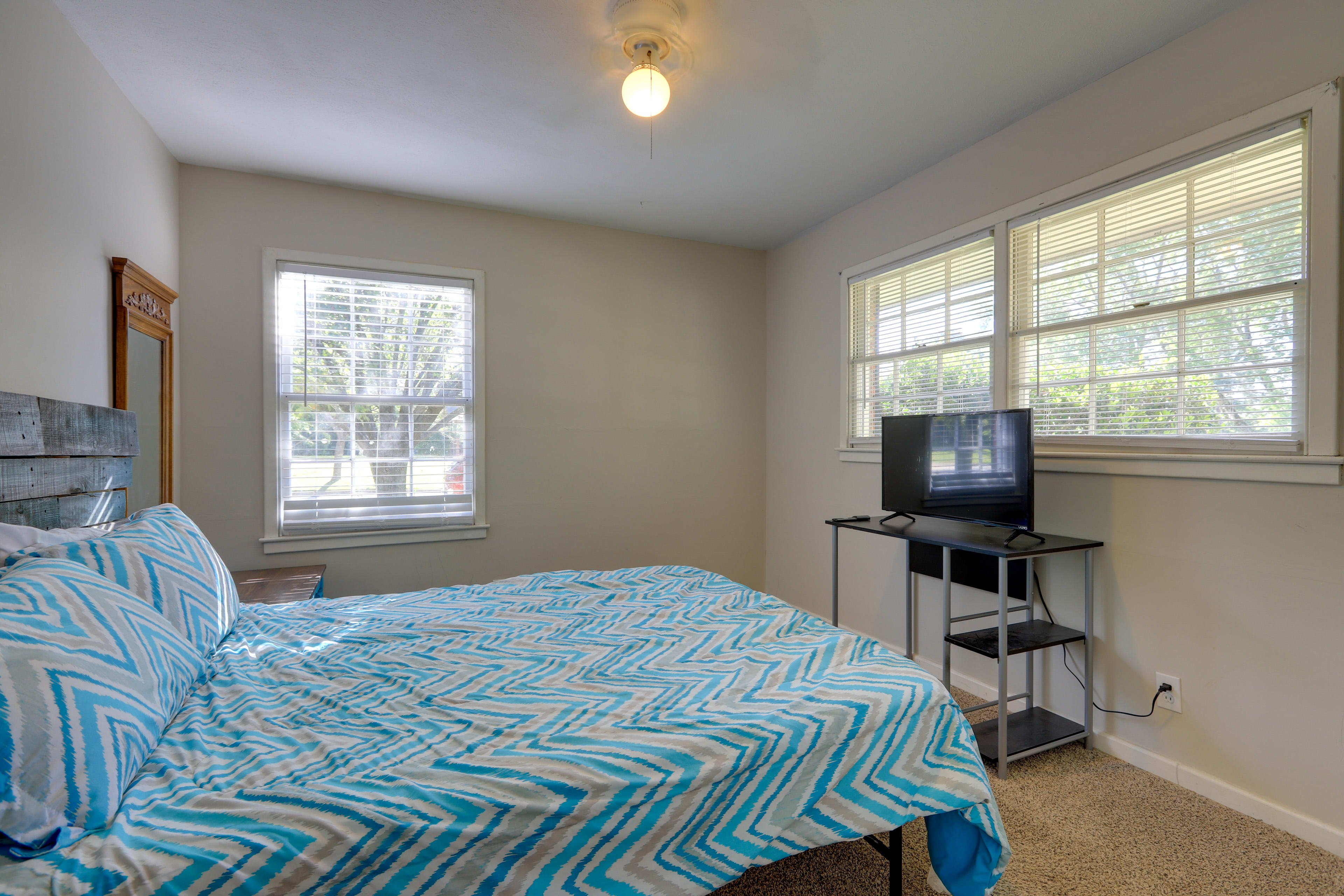 Bedroom 2 | Queen Bed | Linens Provided