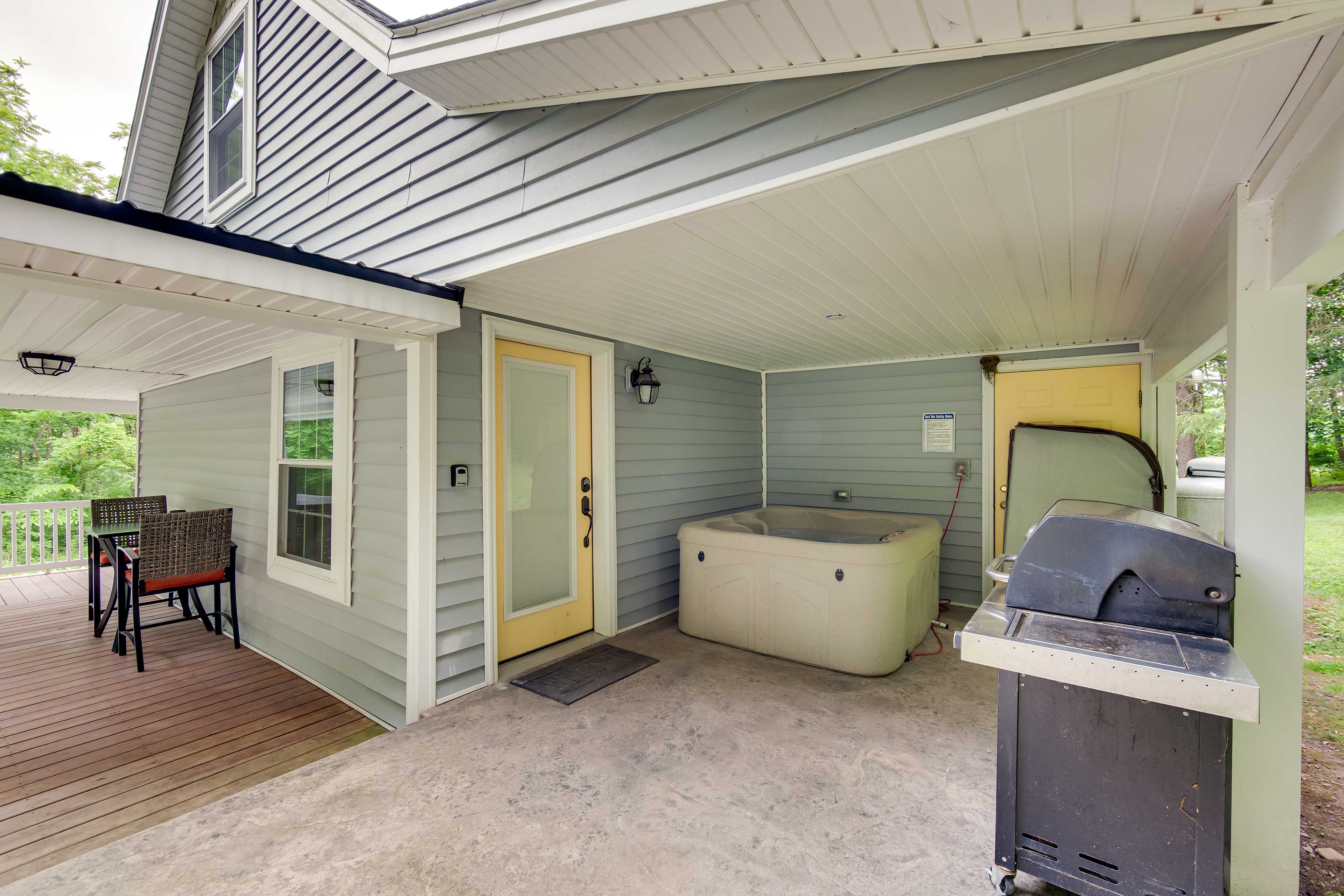 Covered Patio | Private Hot Tub