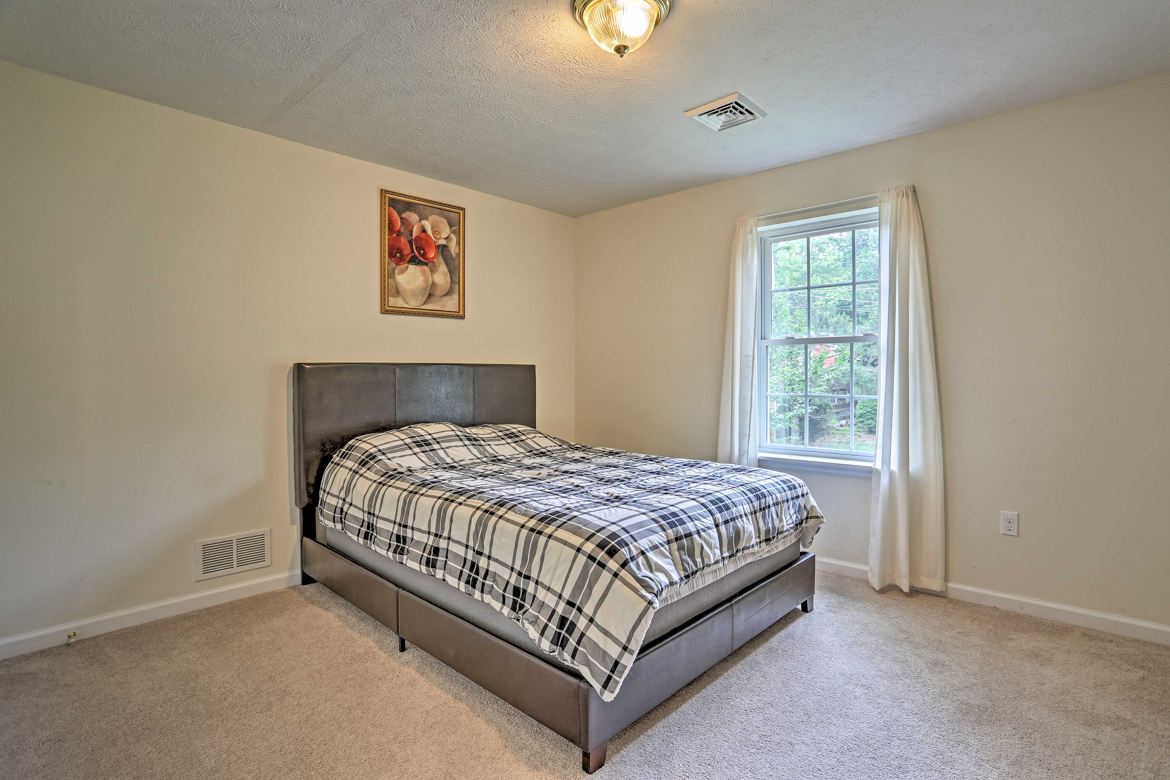 The final bedroom also offers a plush queen bed to accommodate up to 2.