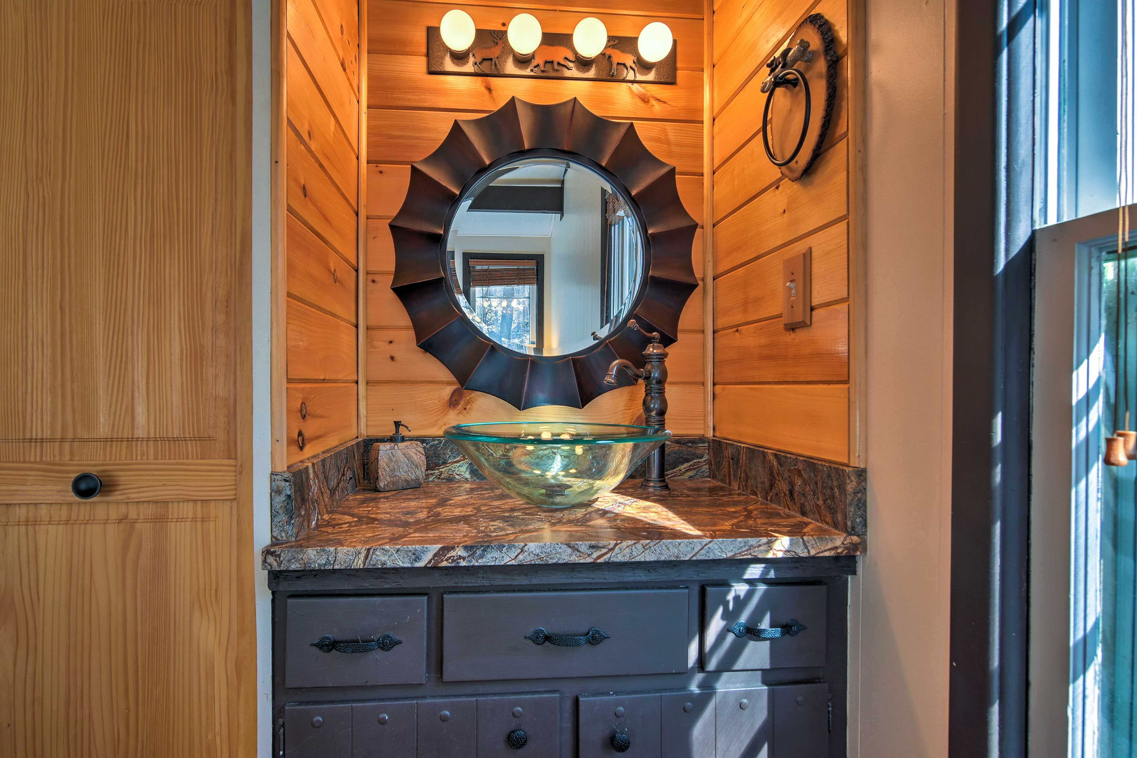 Bedroom 2 | Private Vanity