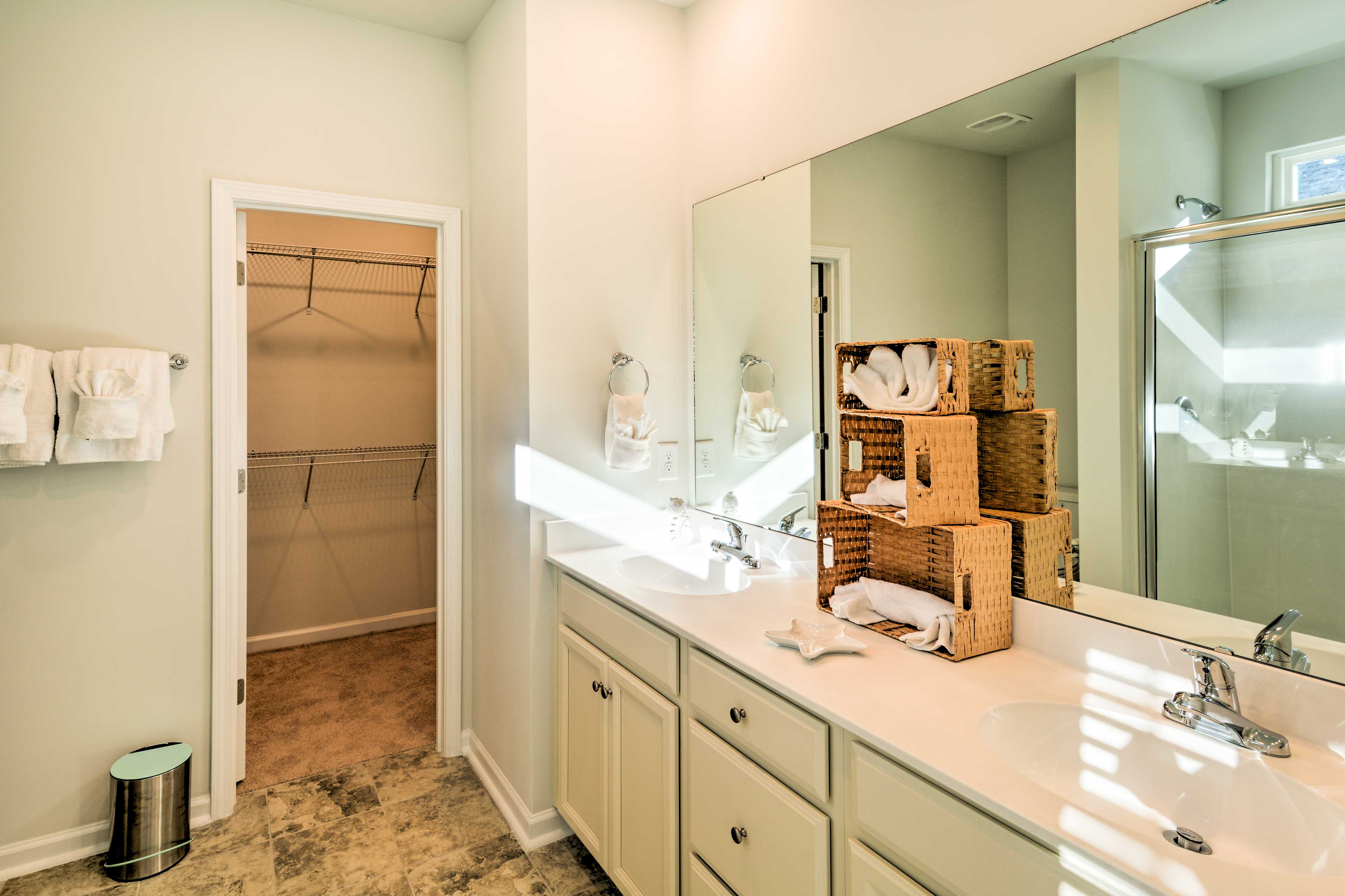 En-Suite Bathroom | Walk-In Closet