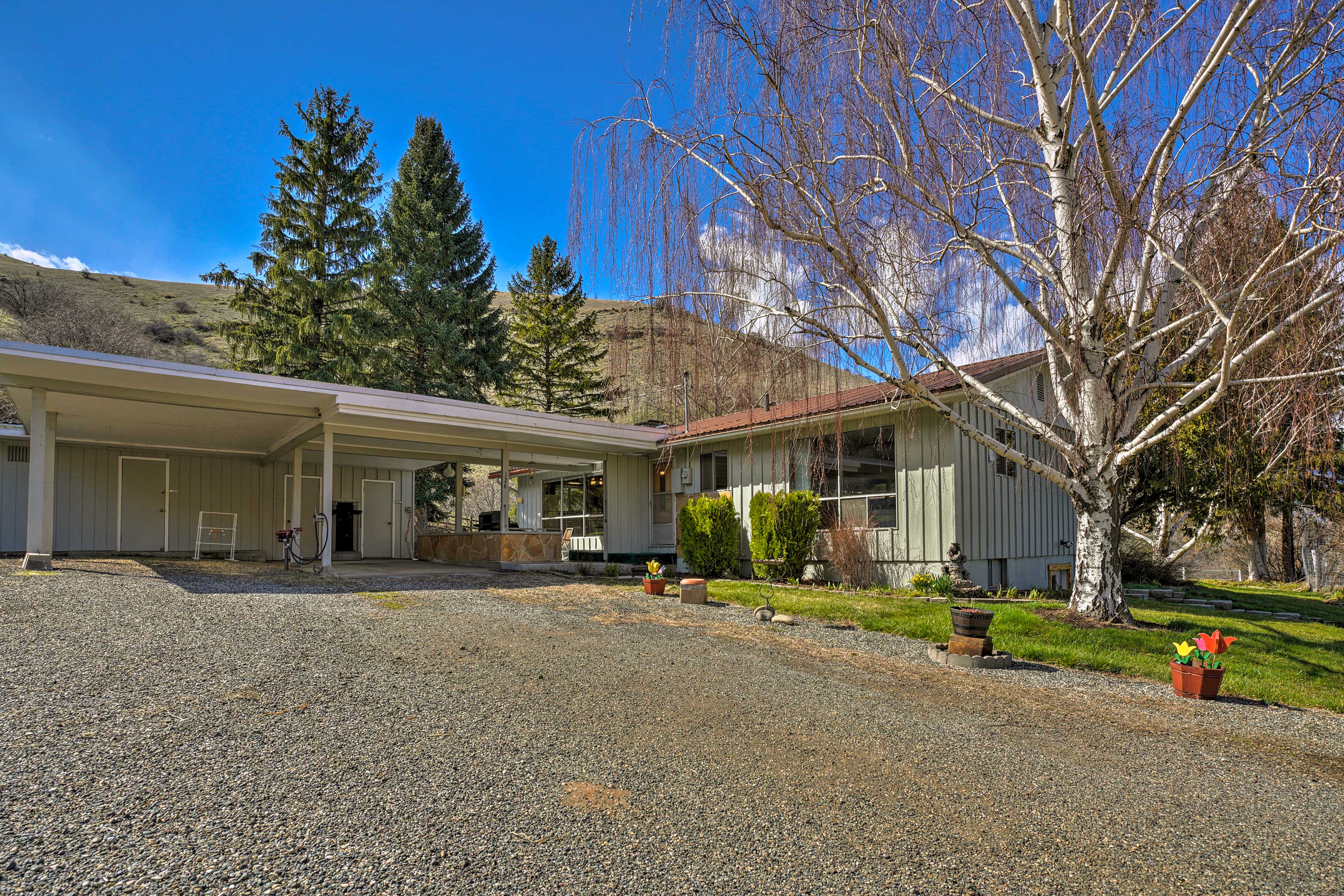 A paved country road brings you to your vacation rental home.