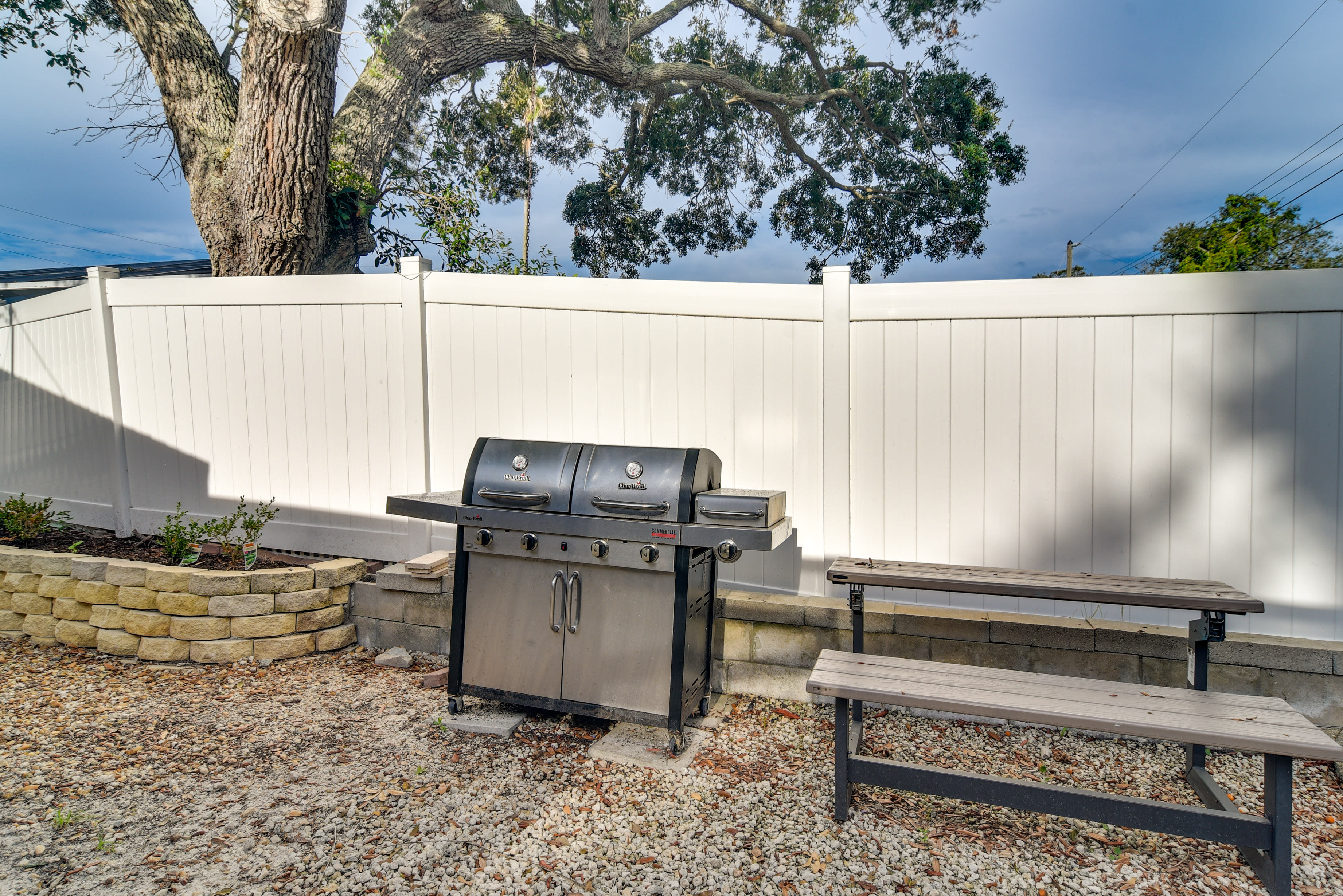 Backyard | Gas Grill