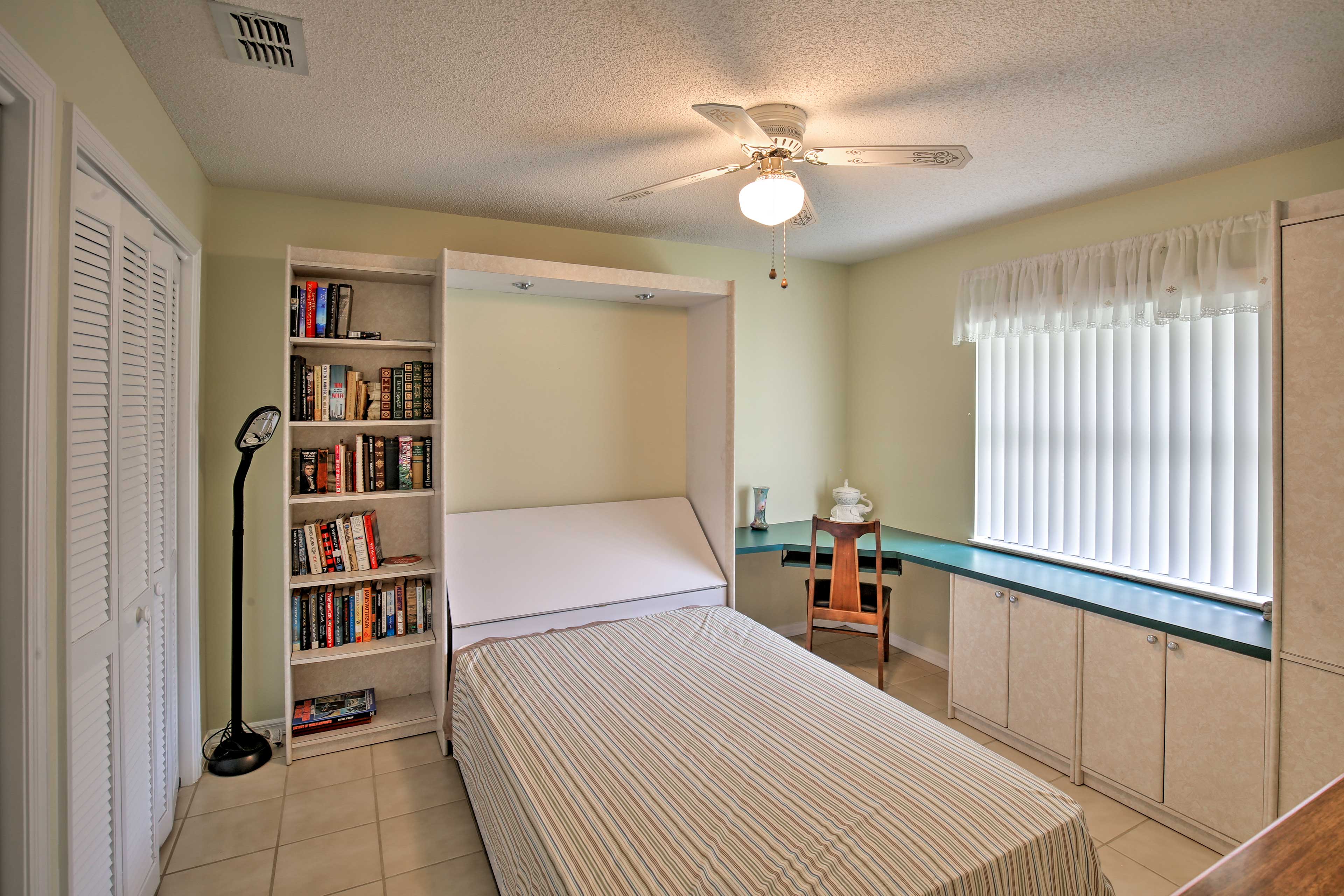 Bedroom 3 | Full Murphy Bed