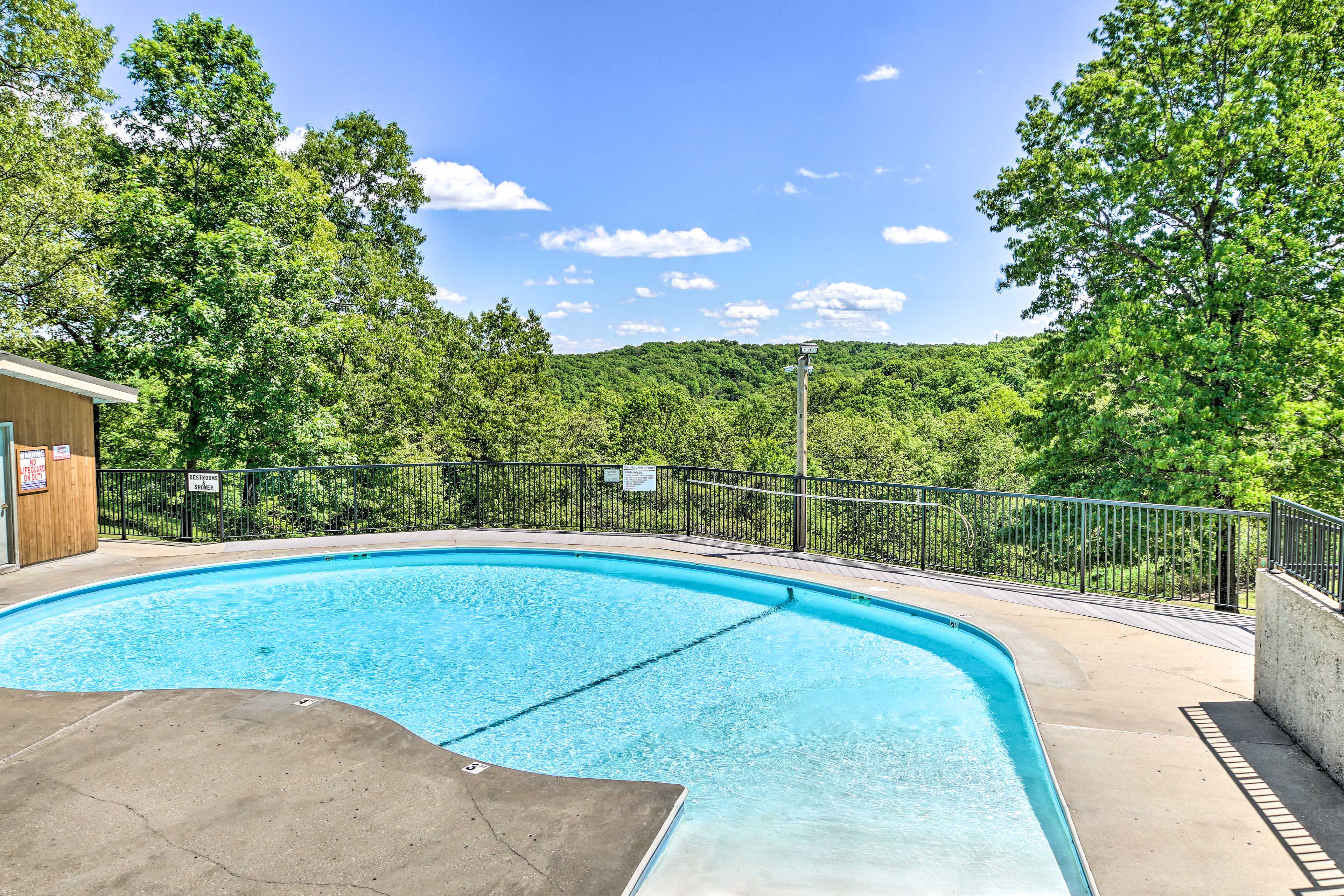 Notch Estates Community Amenities | Memorial Day - Labor Day