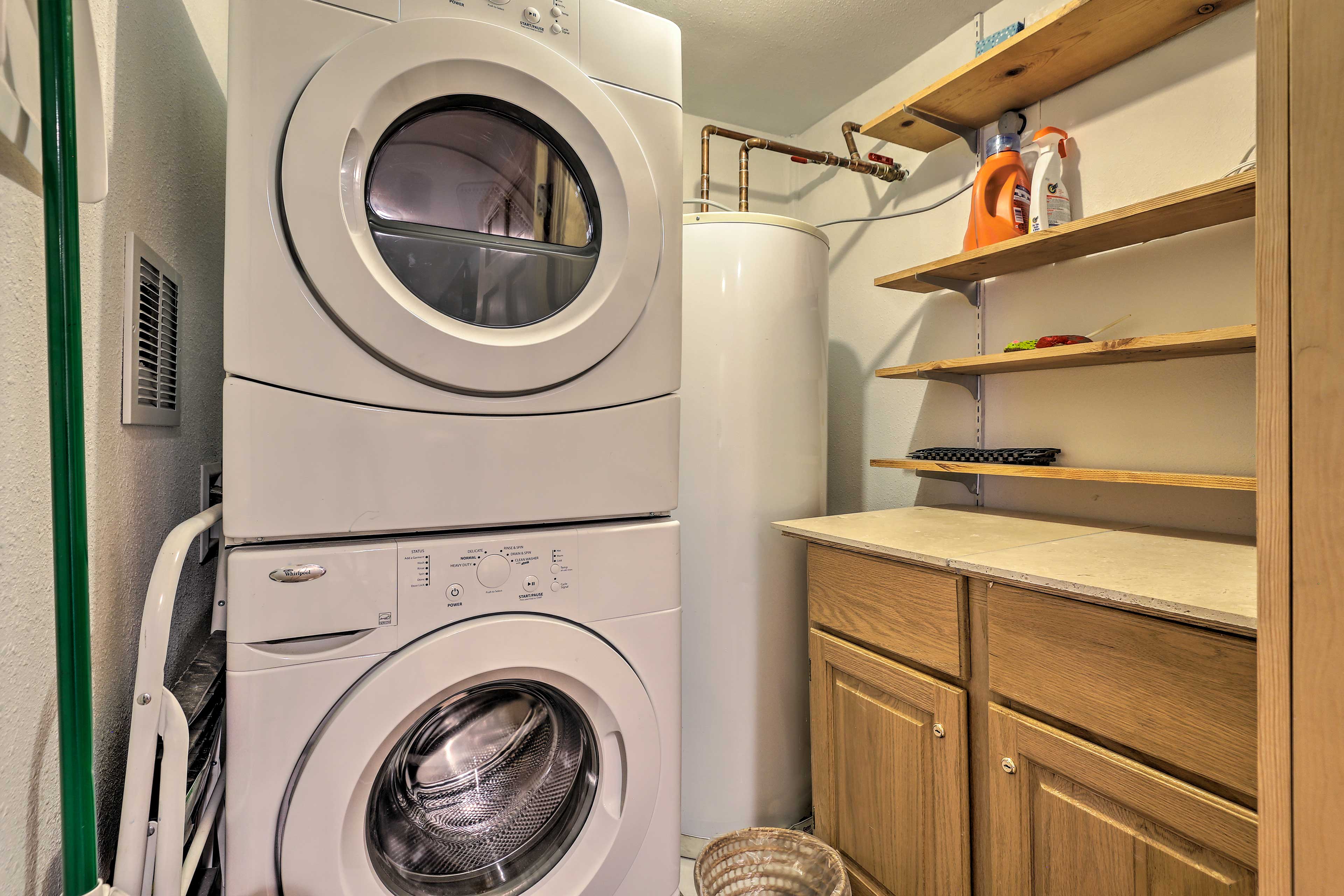 Laundry Room | Washer & Dryer