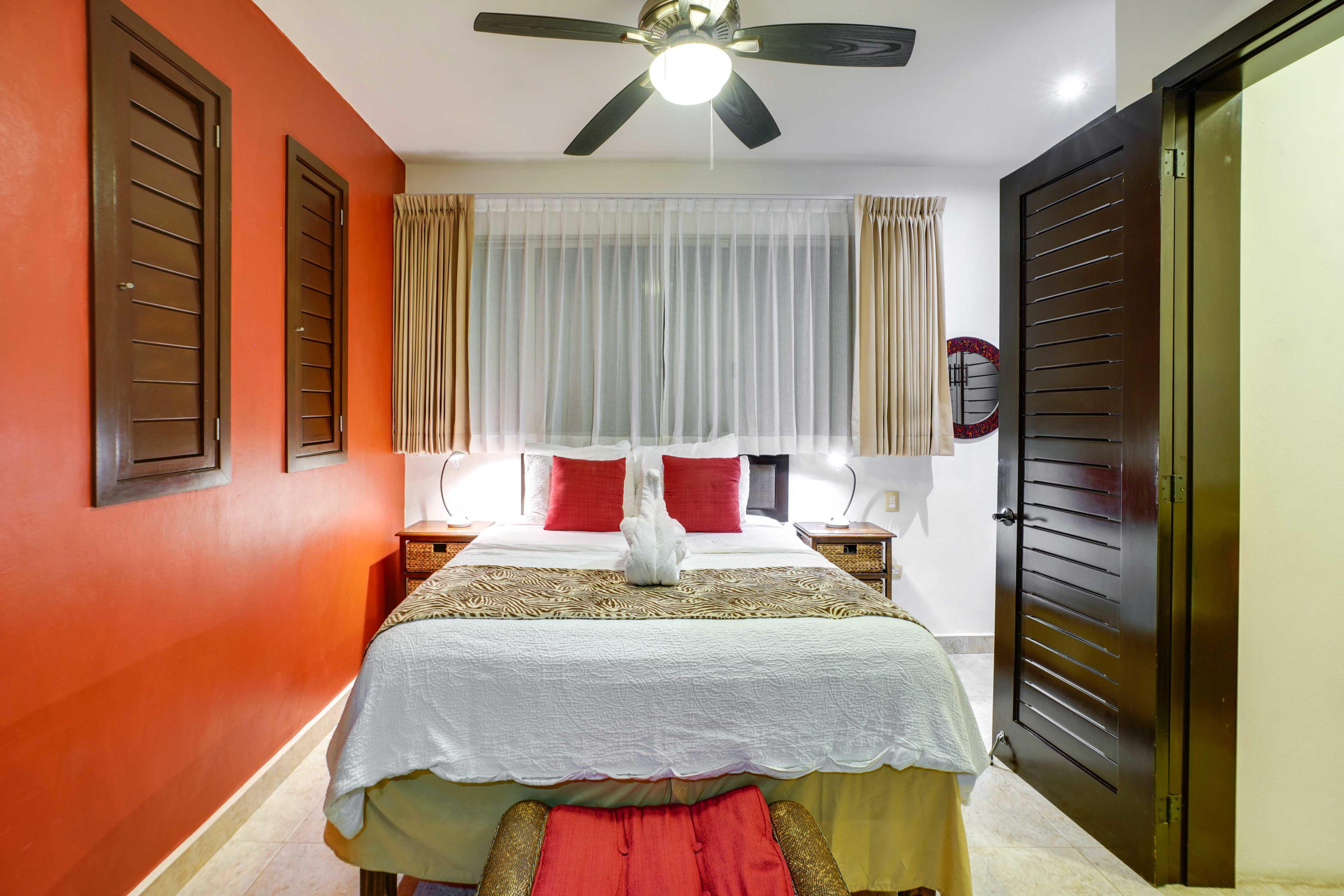 Main Villa | Bedroom 2 (Red Suite) | Queen Bed