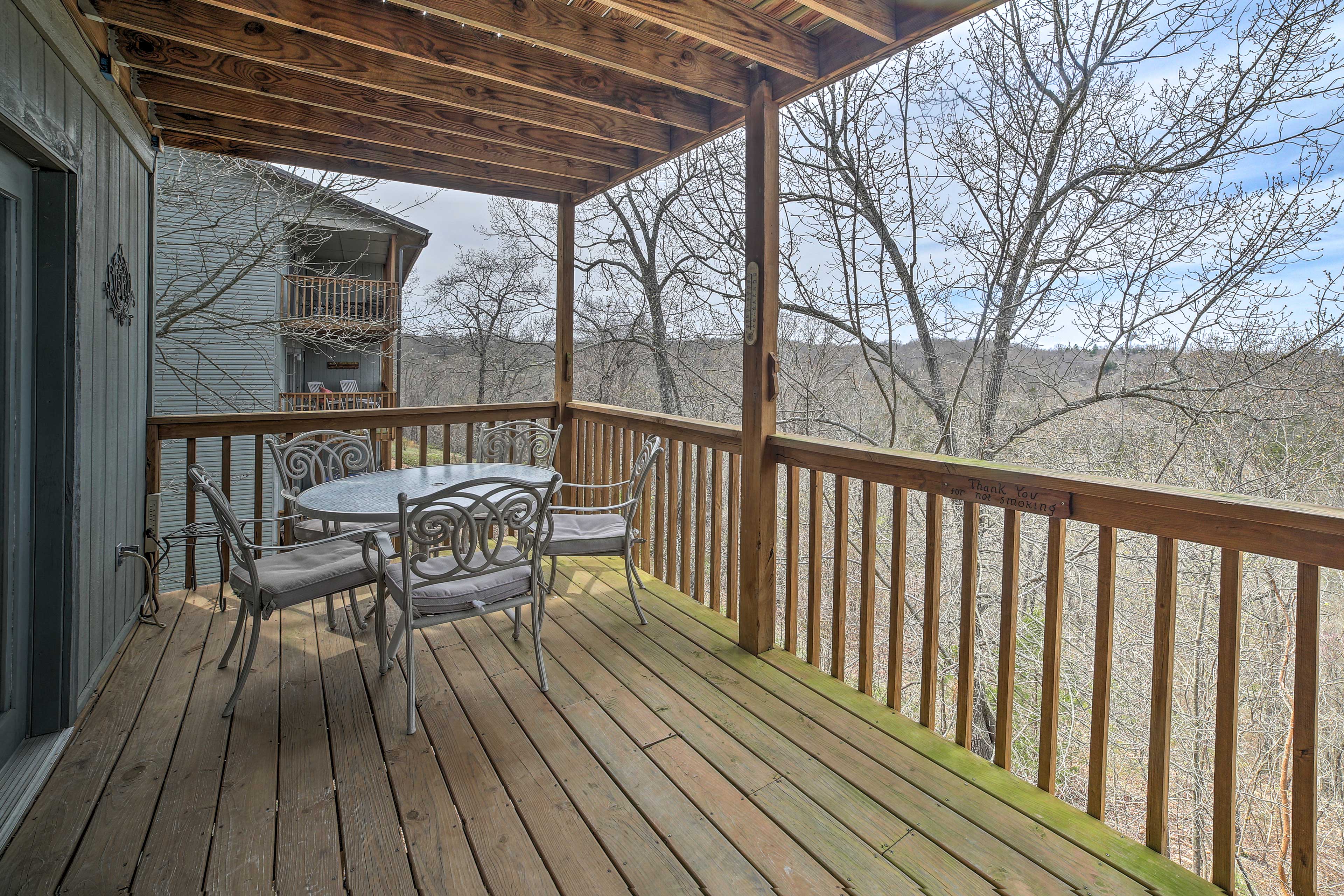 Furnished Deck | Outdoor Dining