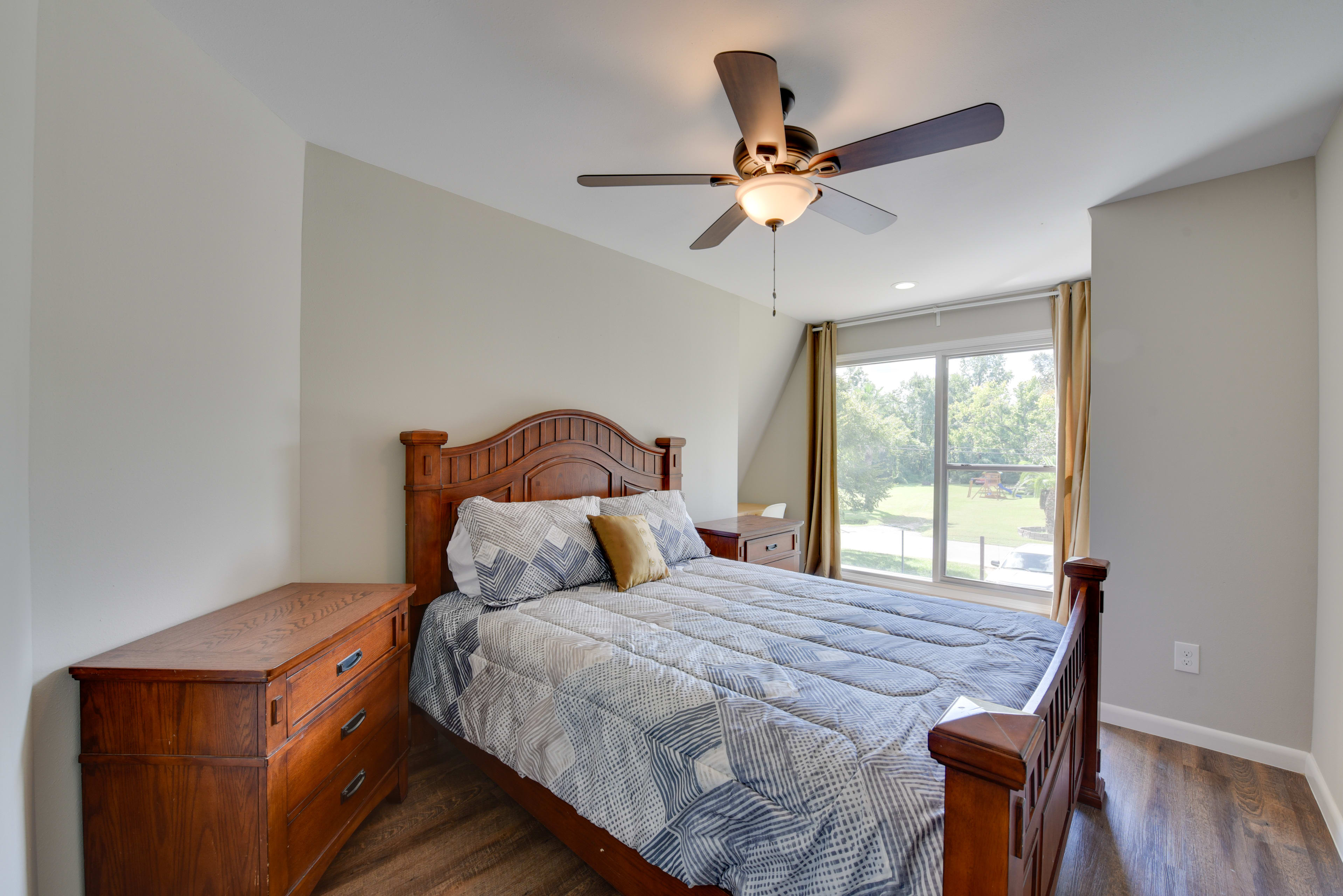 Bedroom 2 | Queen Bed | Linens Provided