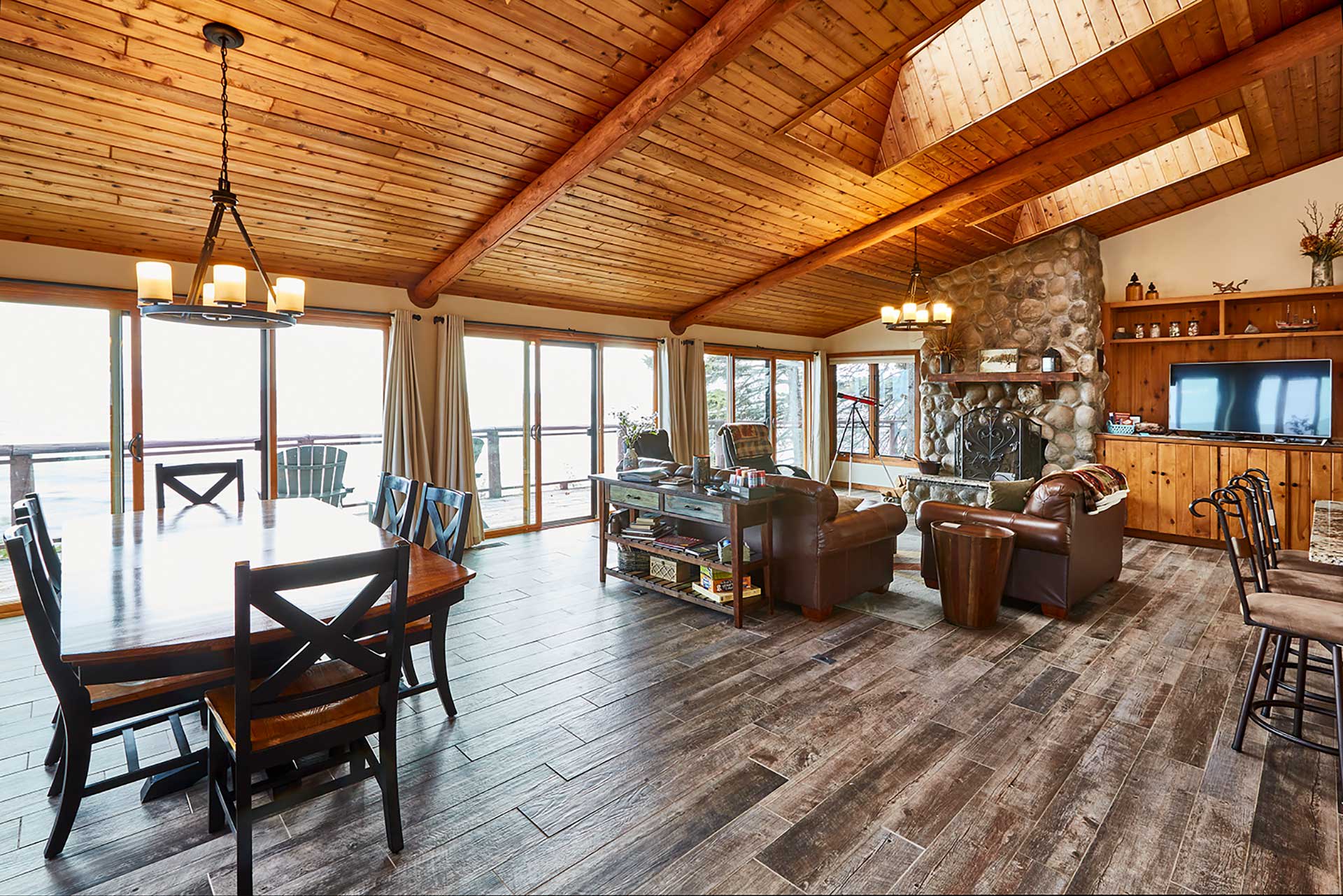 Dining Room | High Chair | Board Games & Books