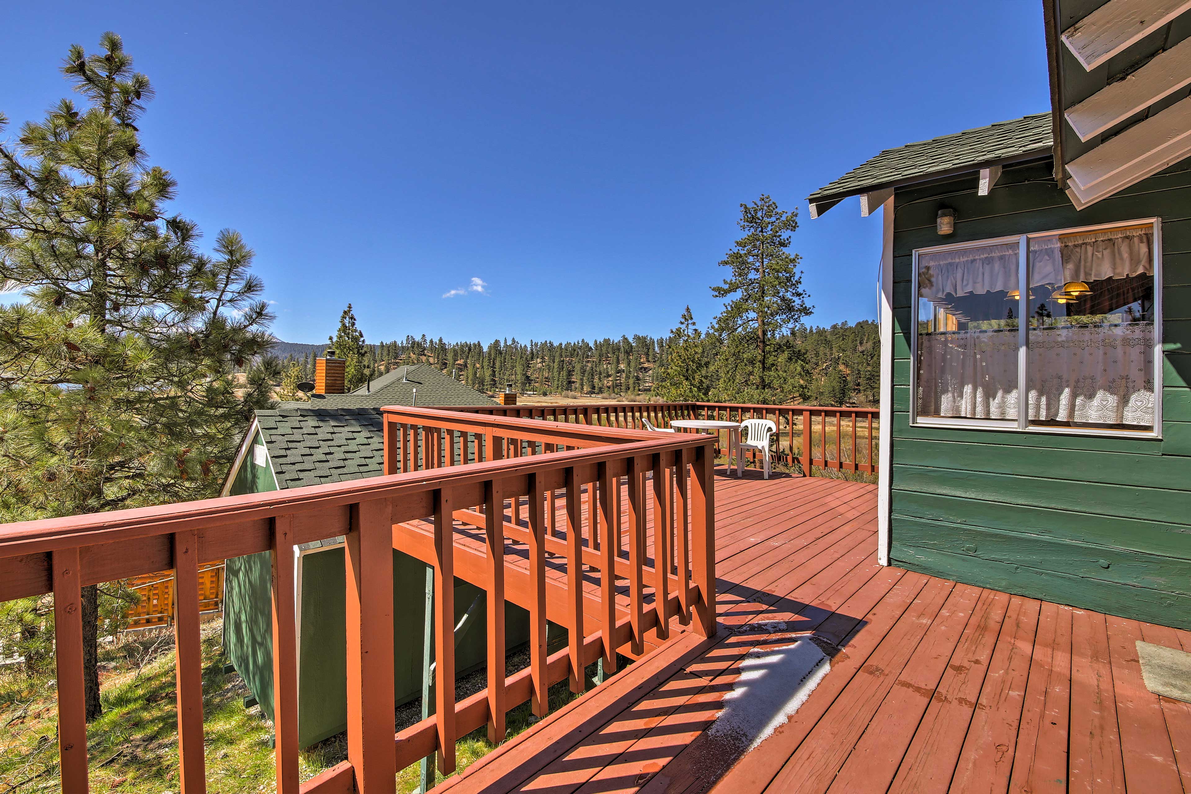 Expansive Deck | Scenic Views