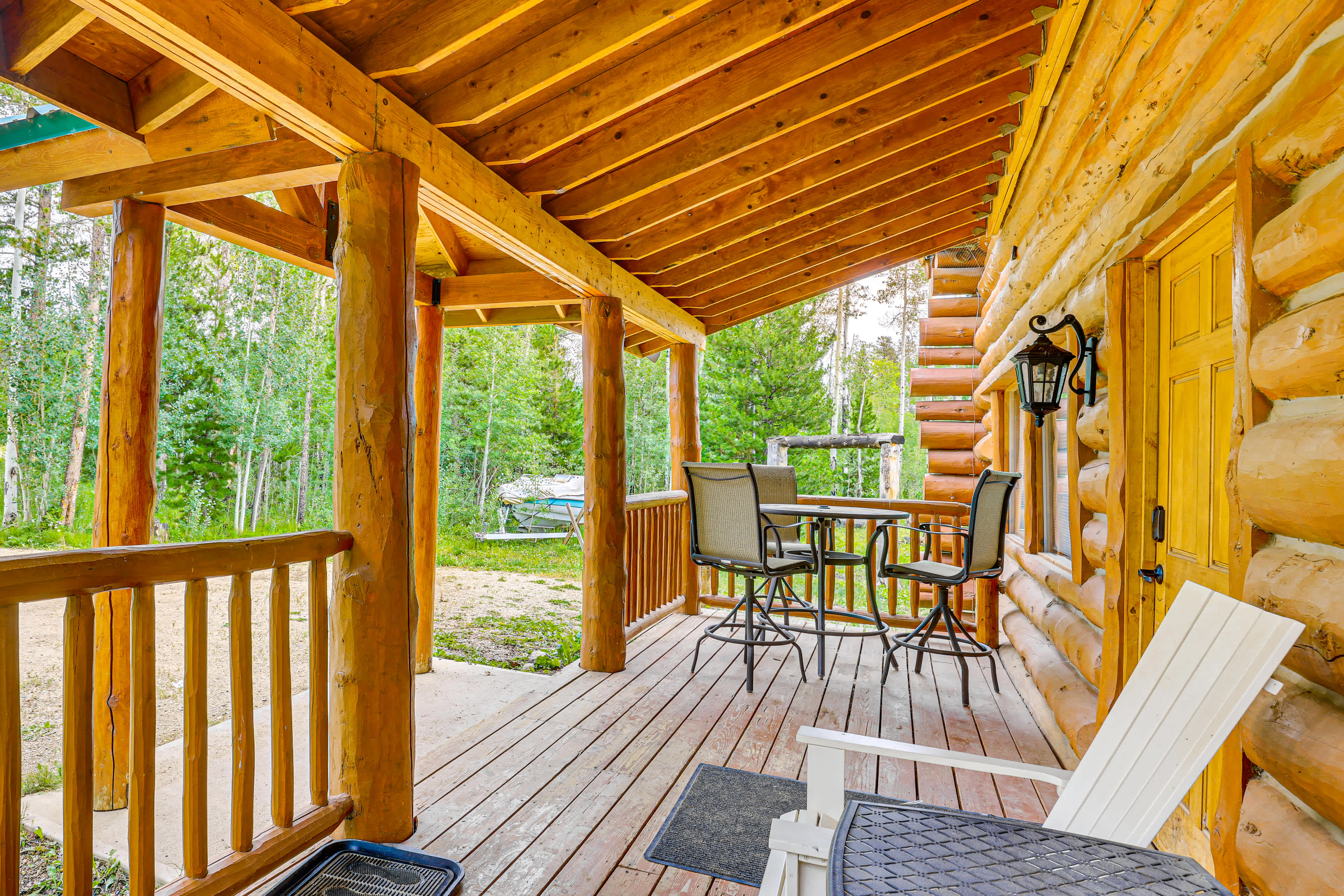 Covered Porch | Entry