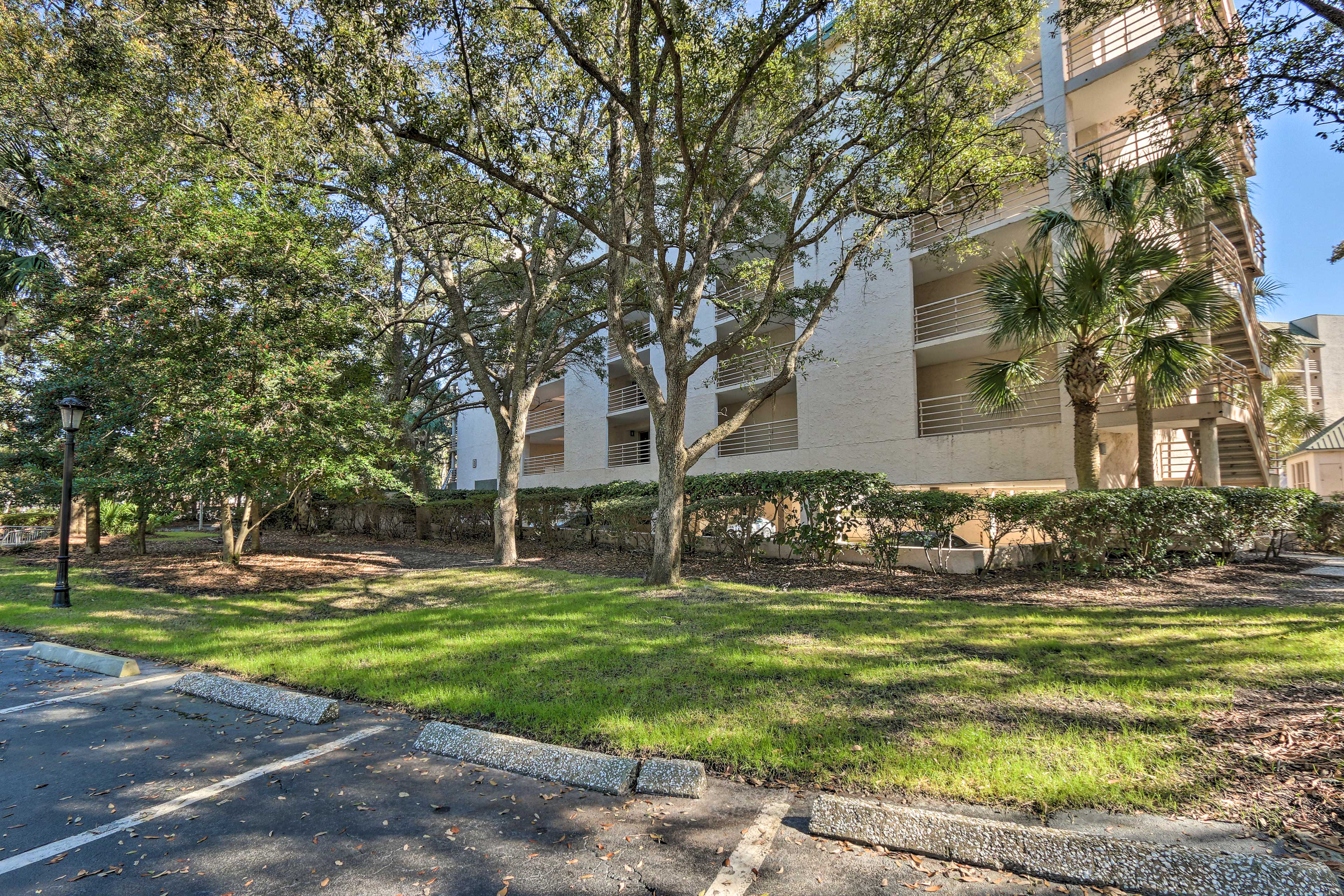 Parking | Underground Garage (2 Vehicles) | Building 2 Lot (Open Lot)