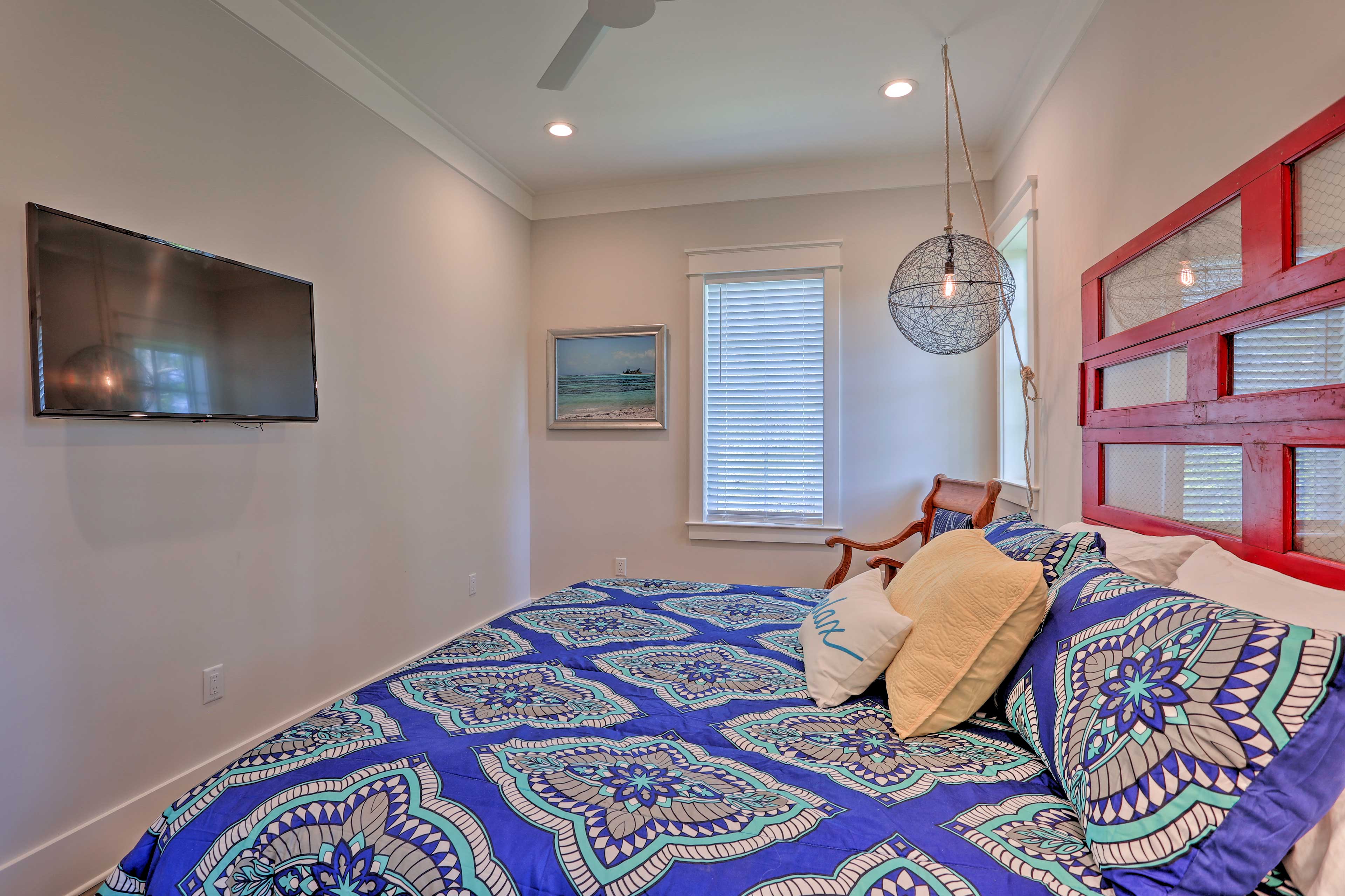 With the same amenities as the other bedrooms, anyone will love this room too!