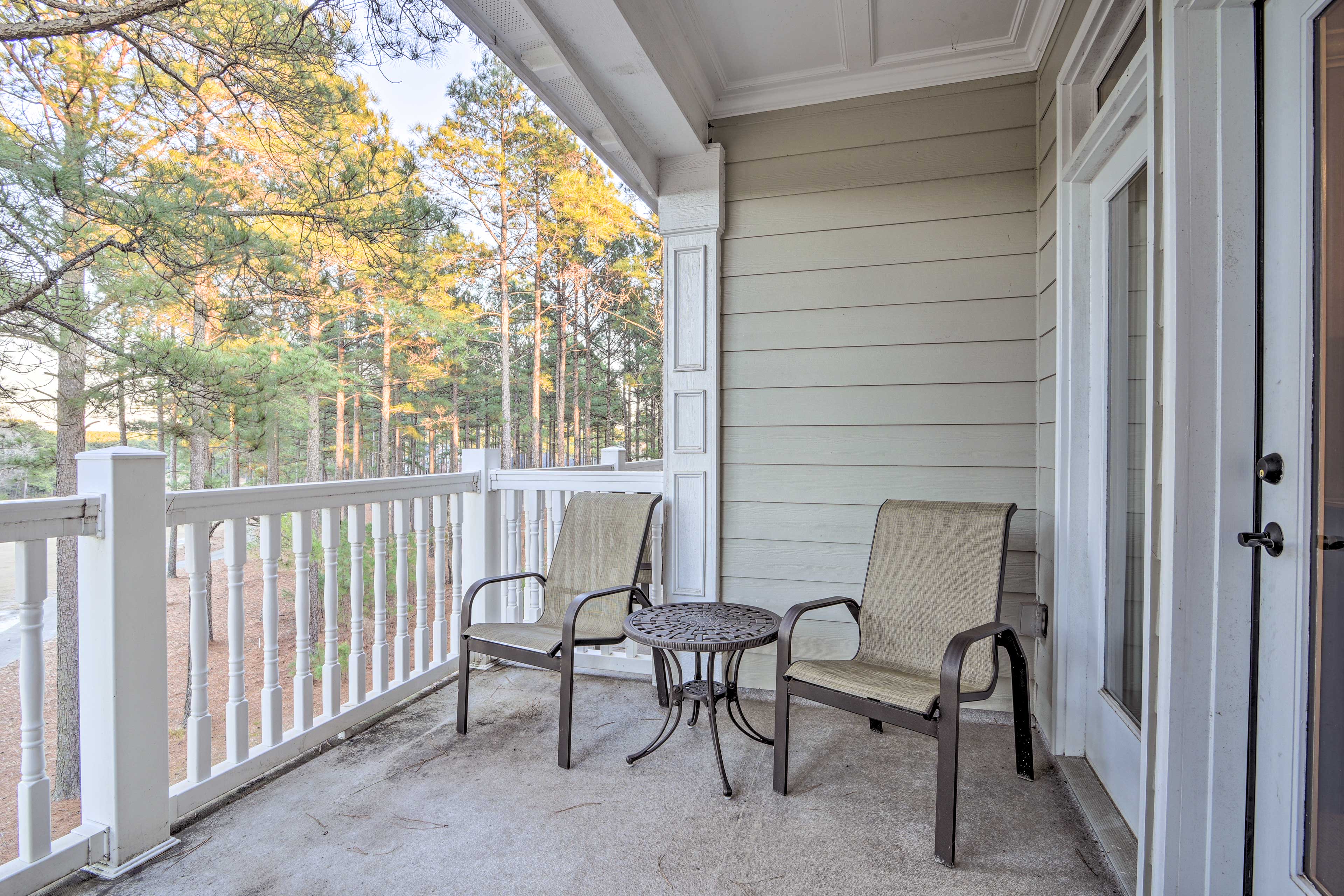 Balcony | Furnished