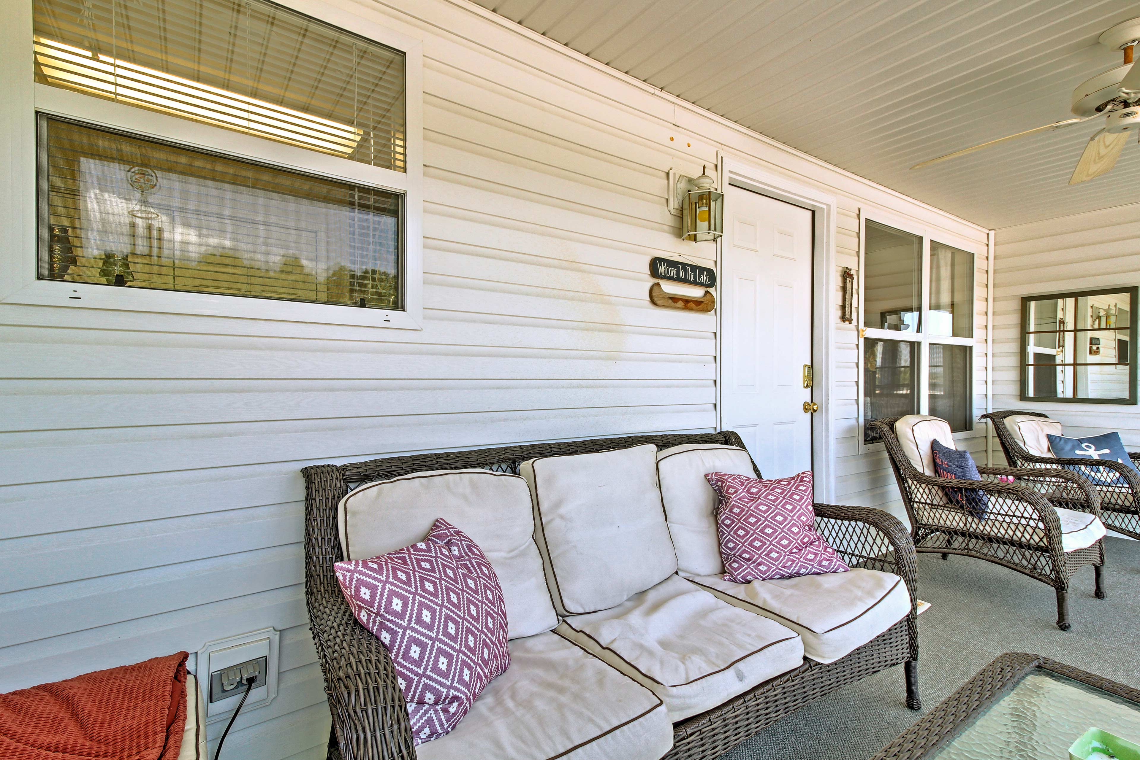 Take a load off on the furnished balcony!