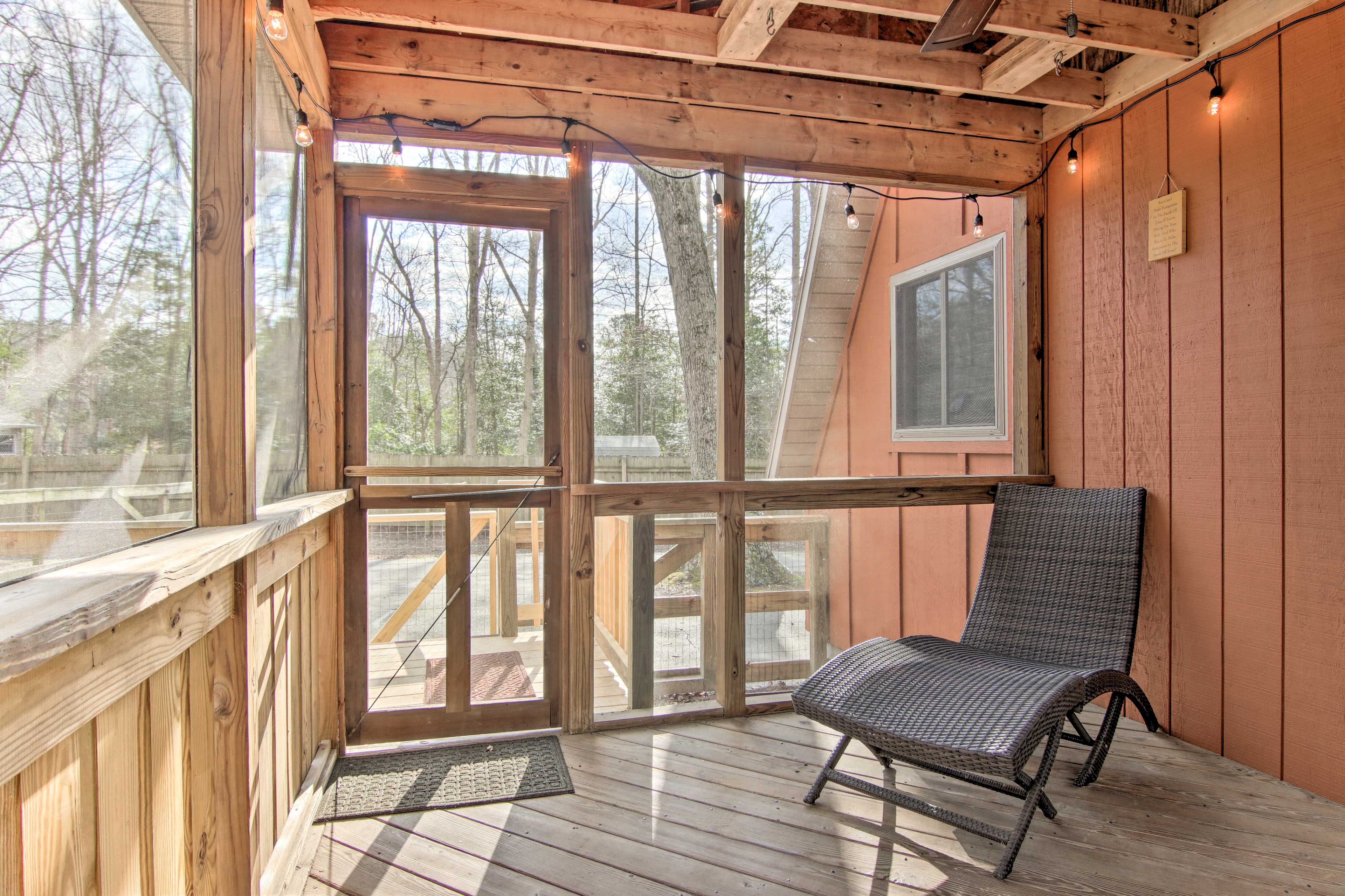 Screened-In Porch