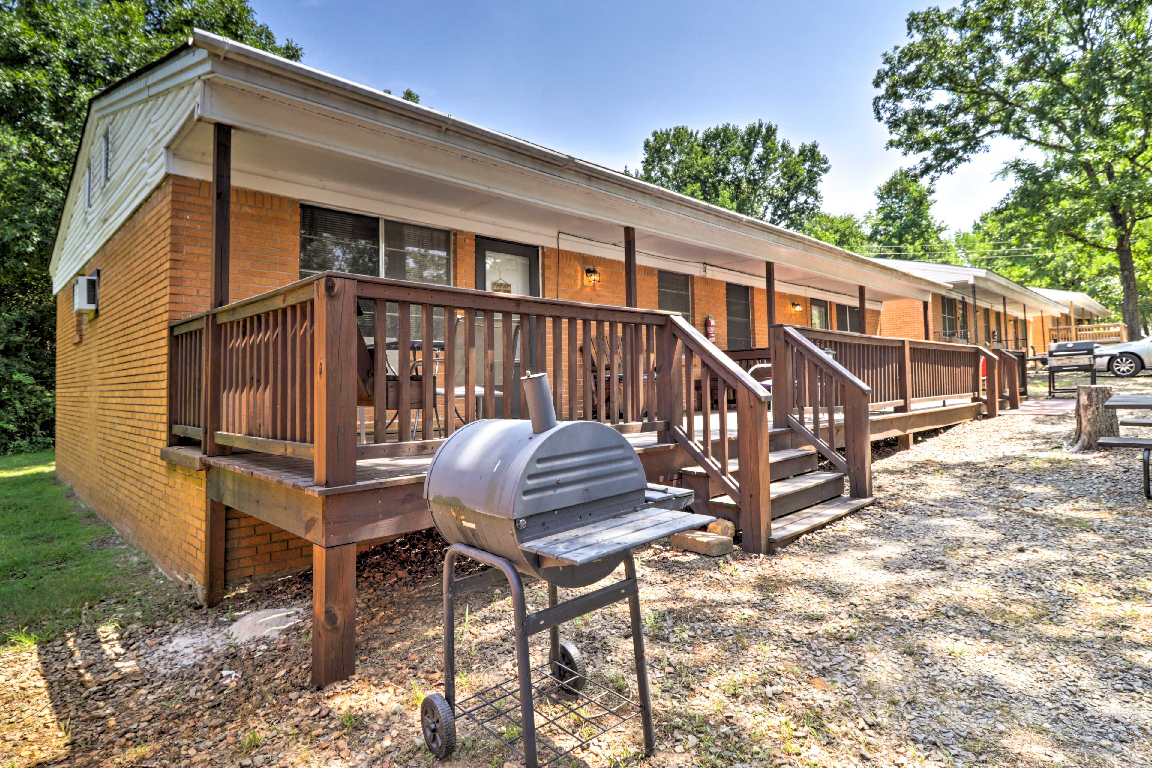 Duplex Exterior | Shared Outdoor Space