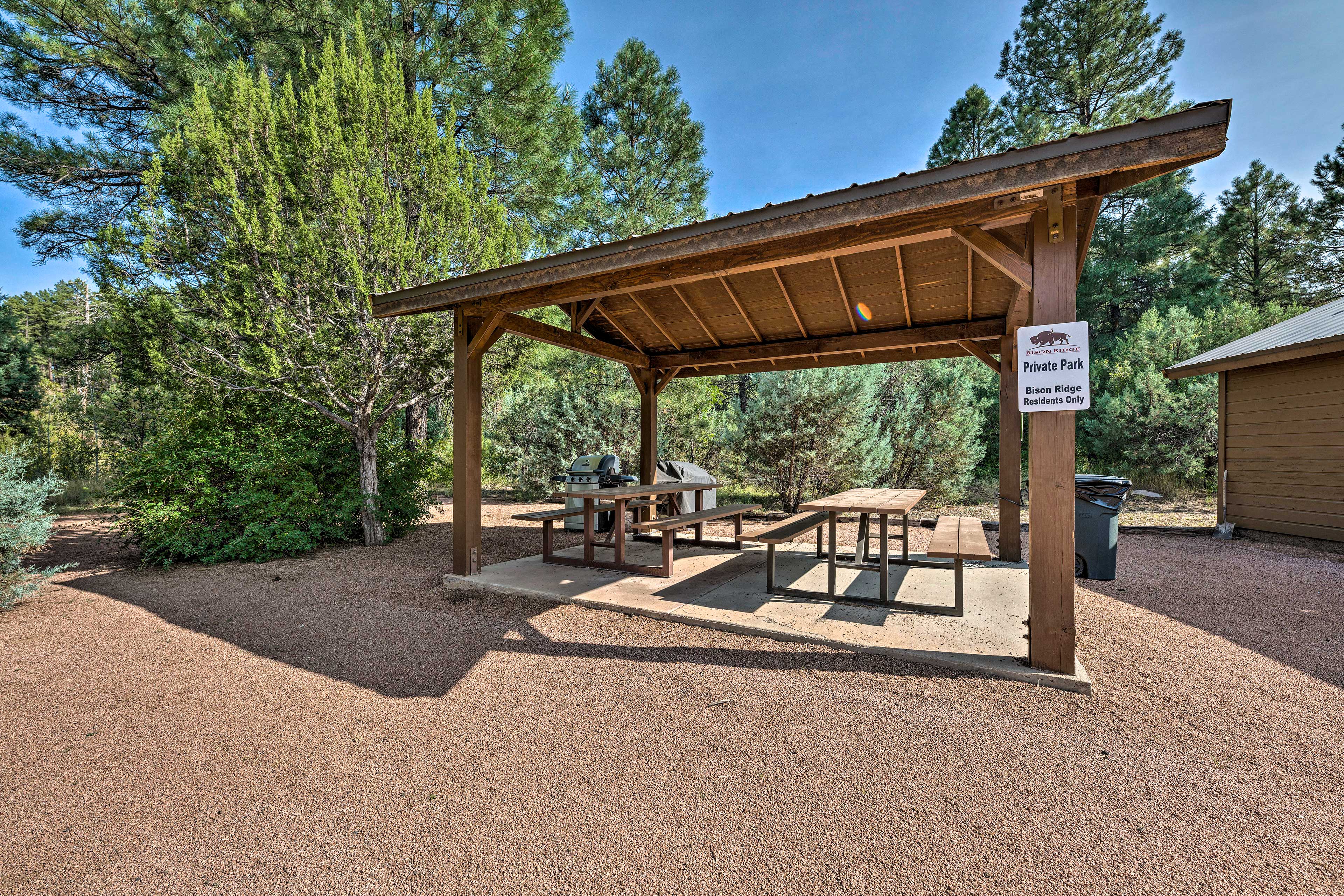 Community Amenities | Outdoor Dining