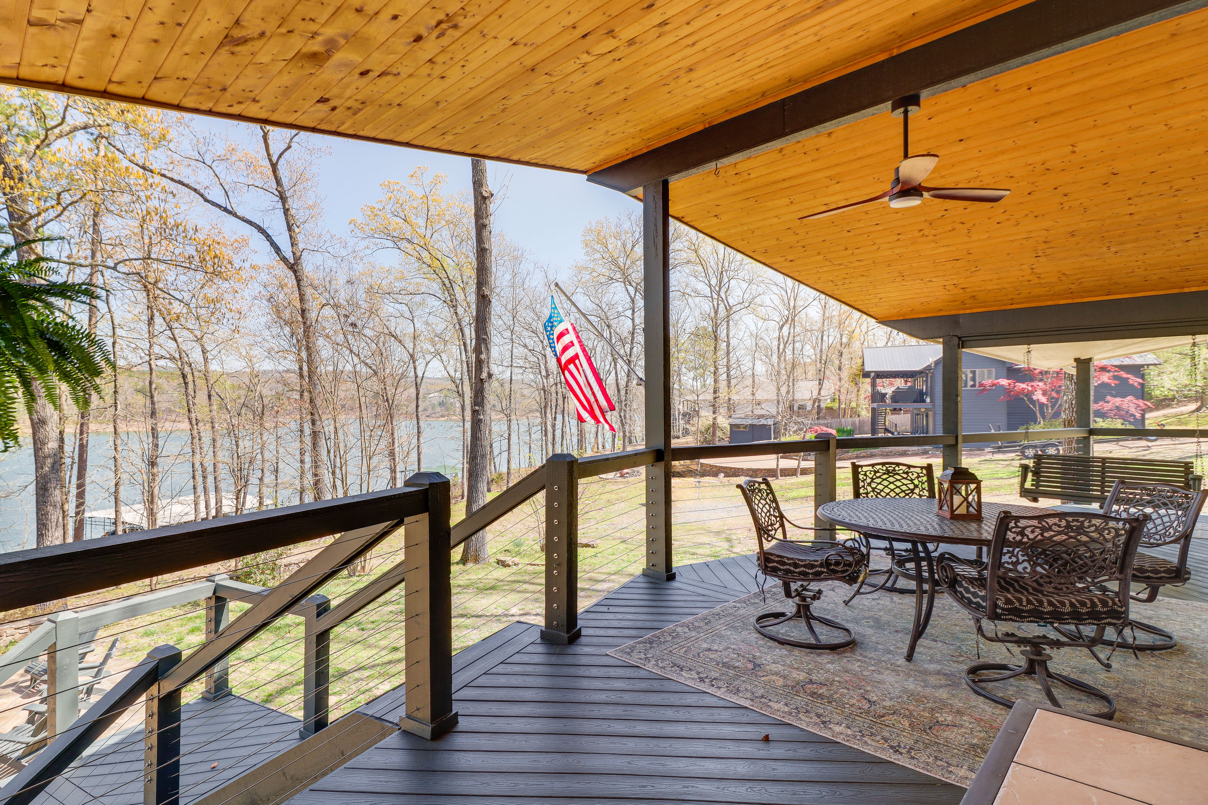 Deck | Gas Grill | Lake View