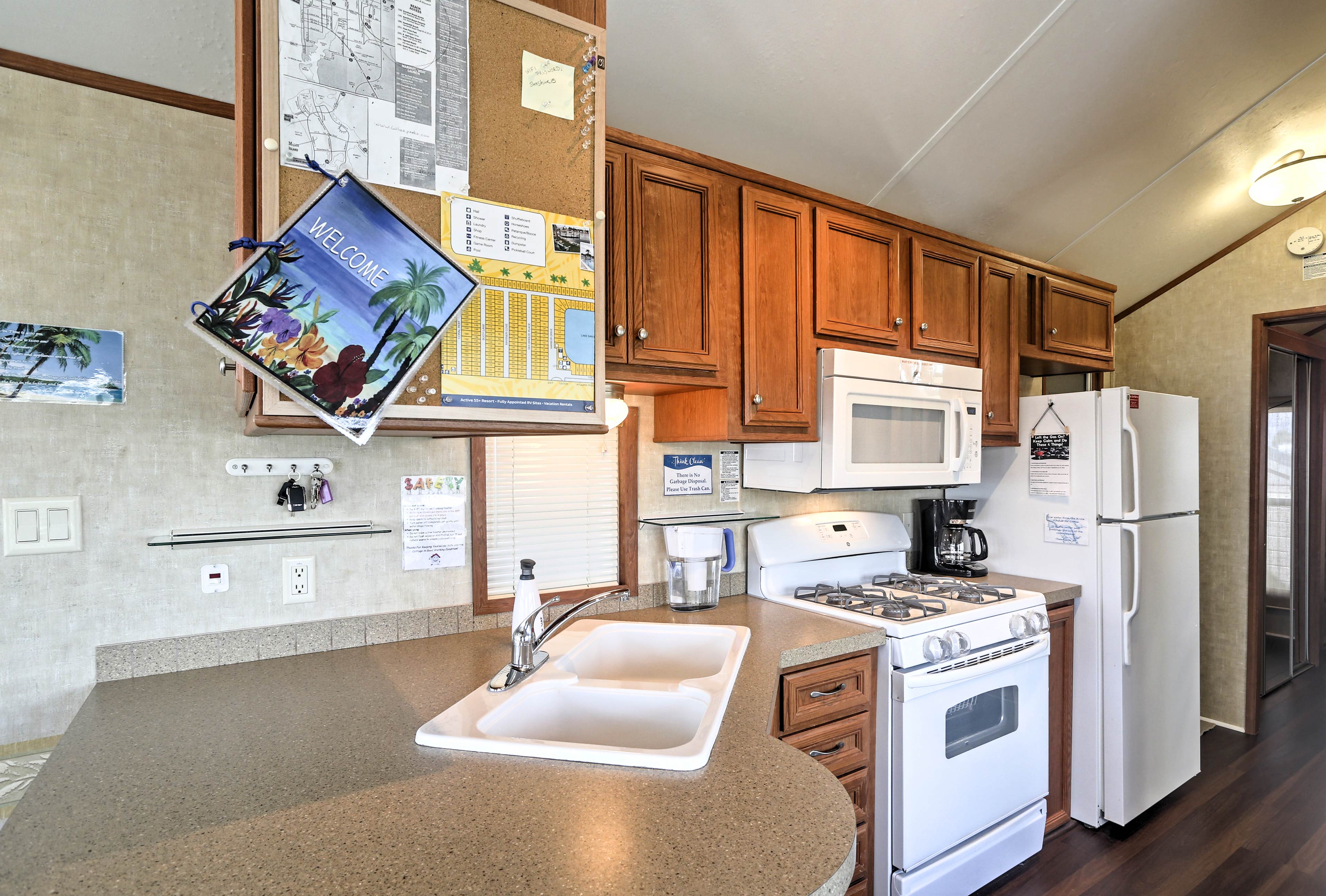 Whip up your own culinary creation in the fully equipped kitchen!