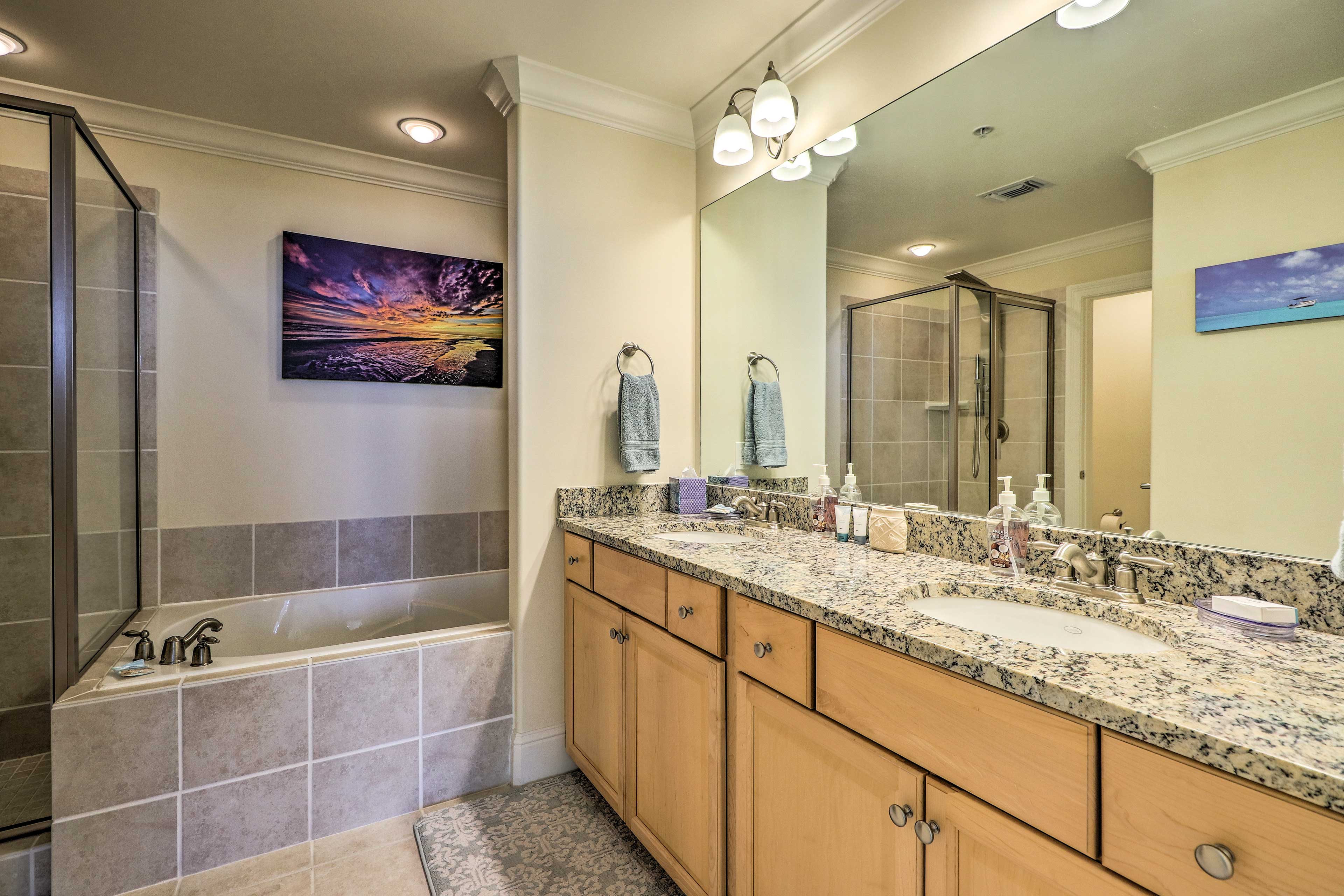 En-Suite Bathroom | Towels Provided