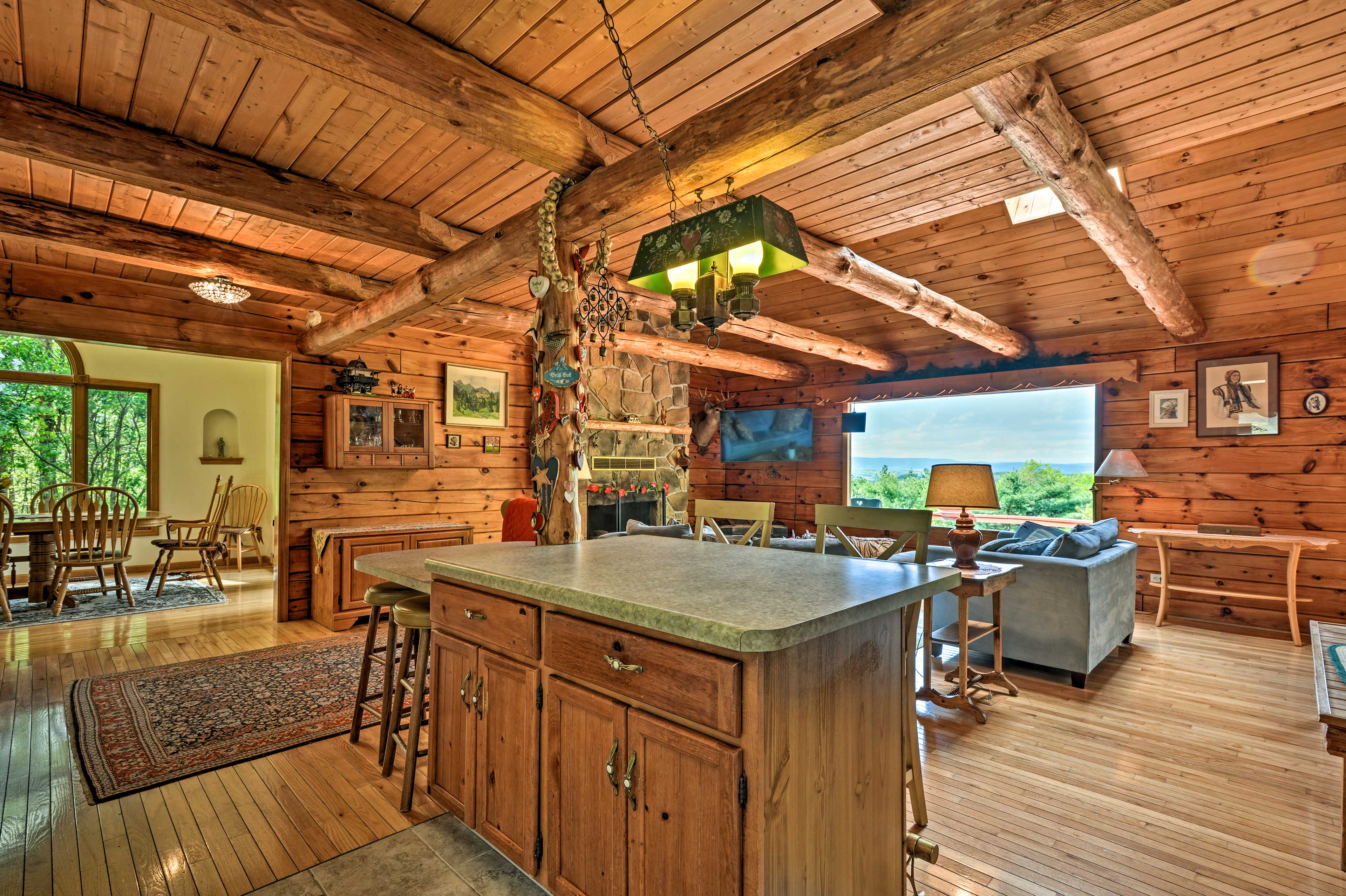 Kitchen | 1st Floor | Dishware/Flatware | Pots/Pans