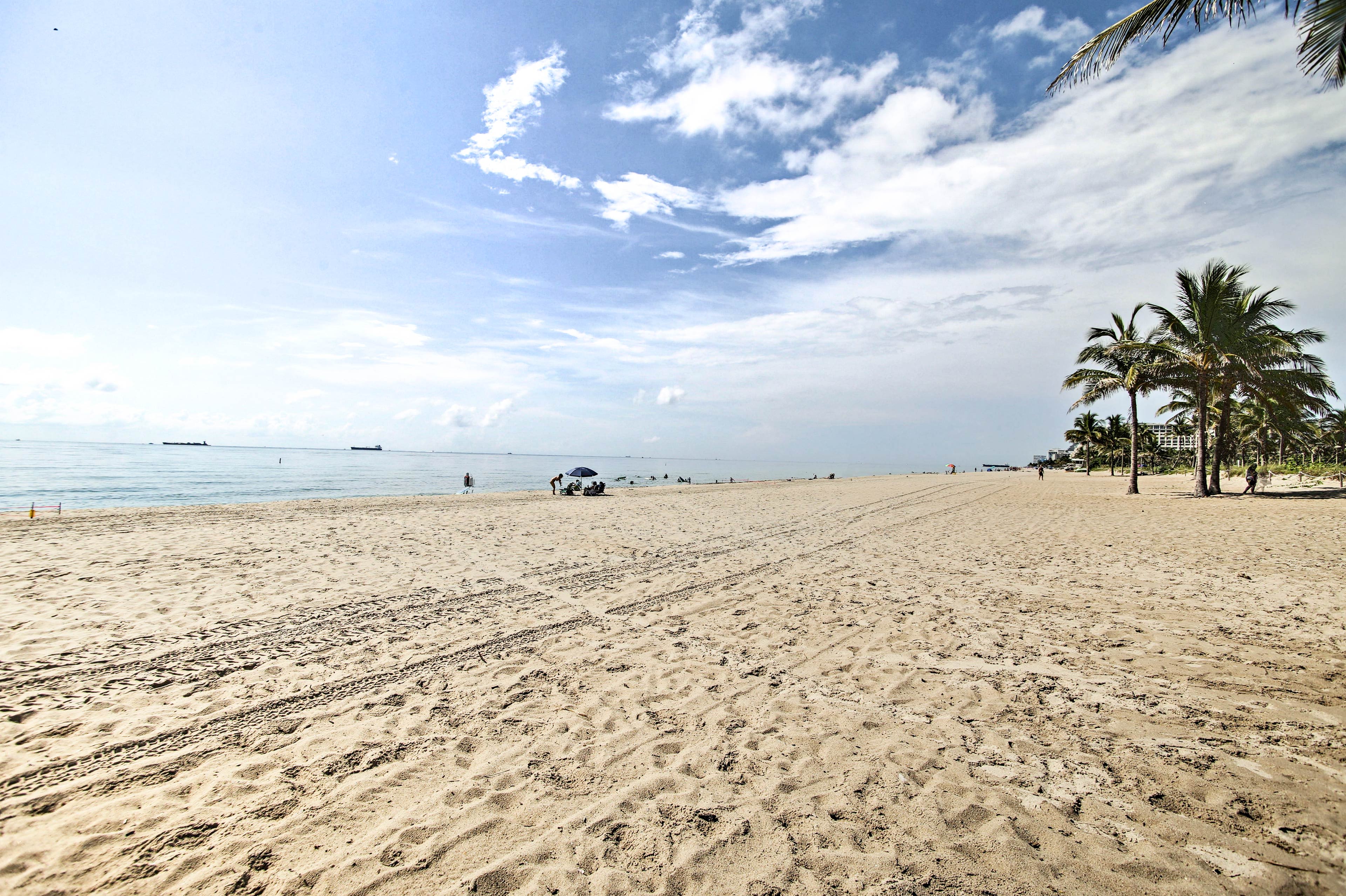 Nearby Beach Access