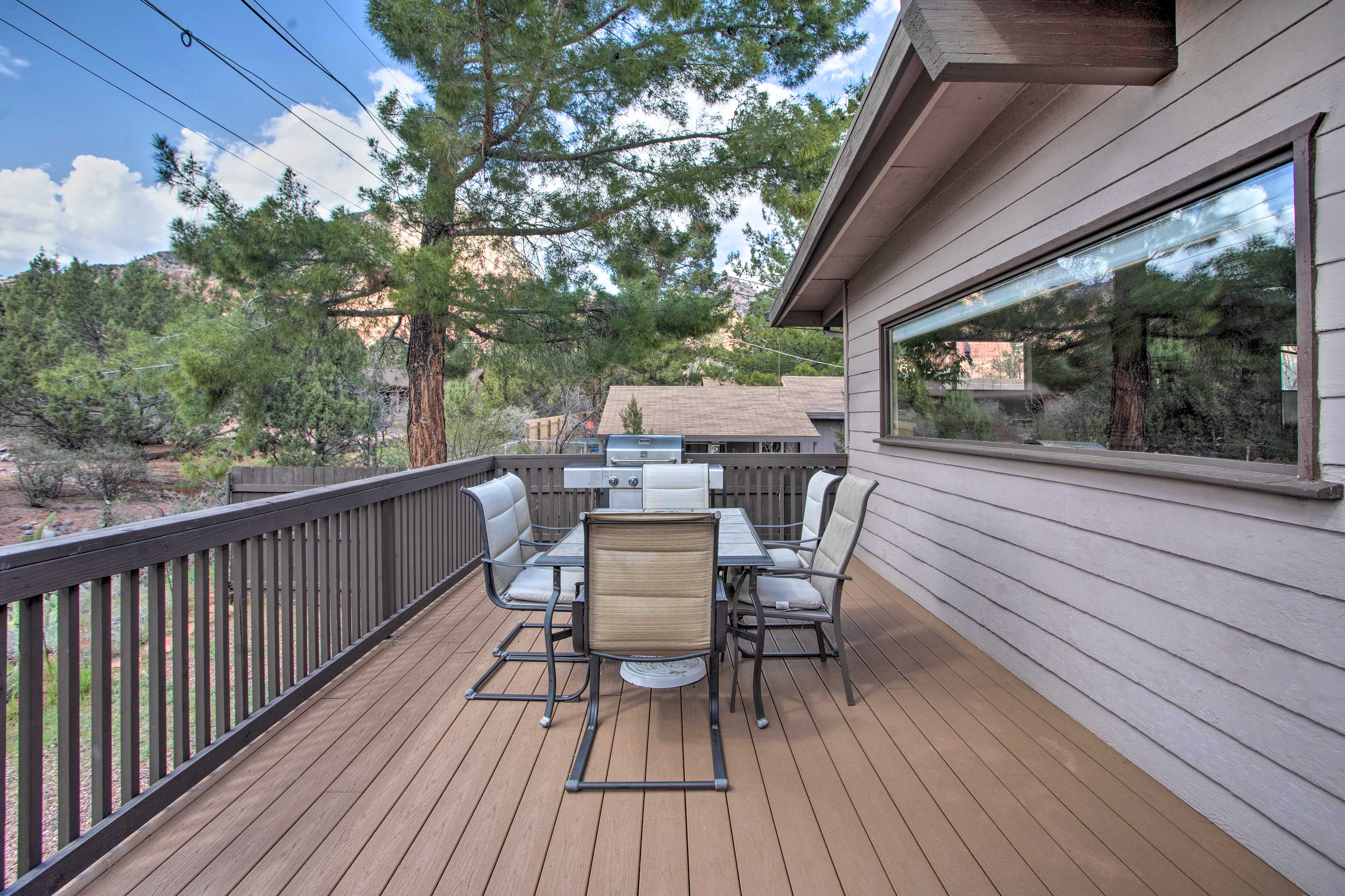 Deck | Gas Grill | Red Rock Views