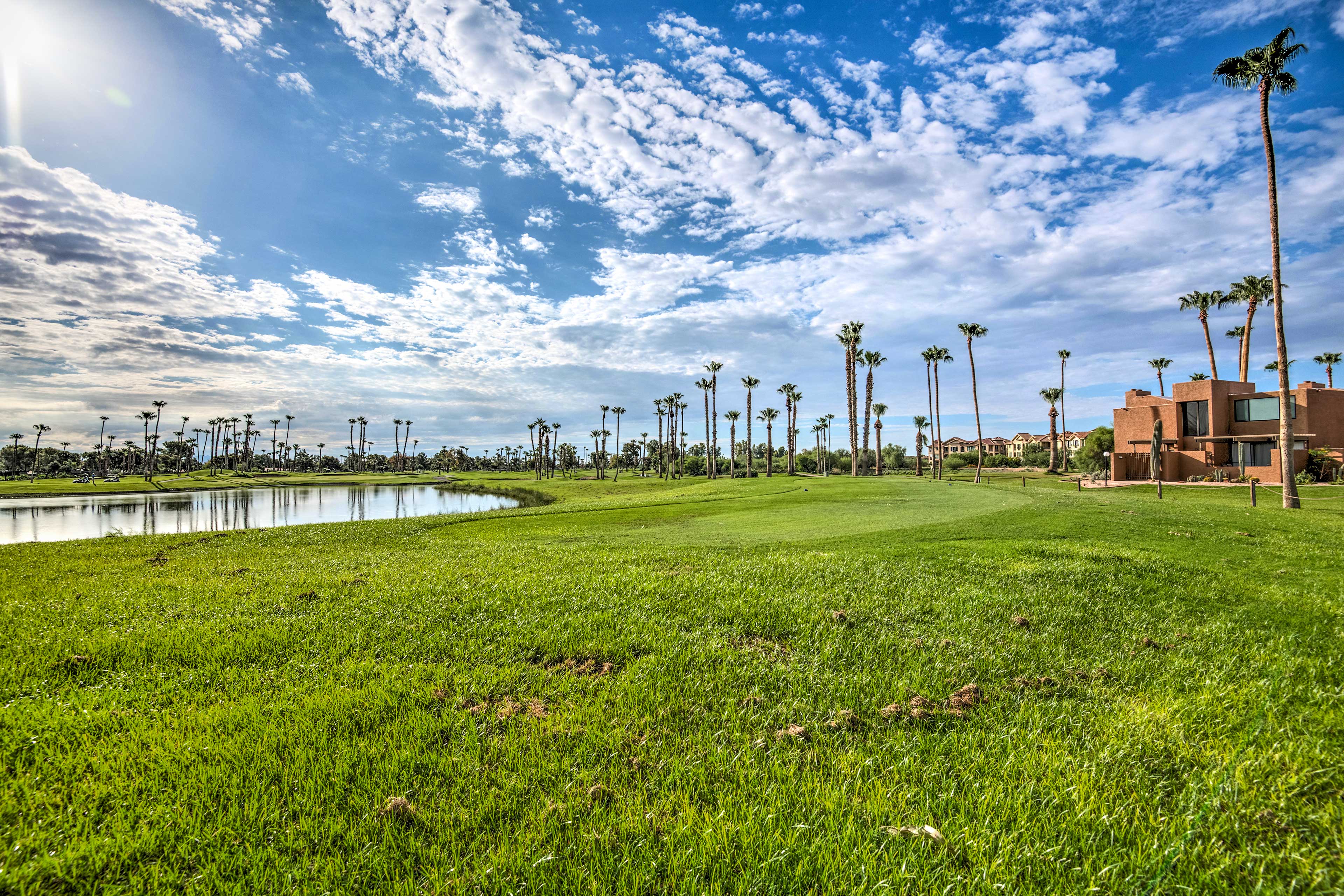 Community Amenities | Golf Course w/ Additional Fee