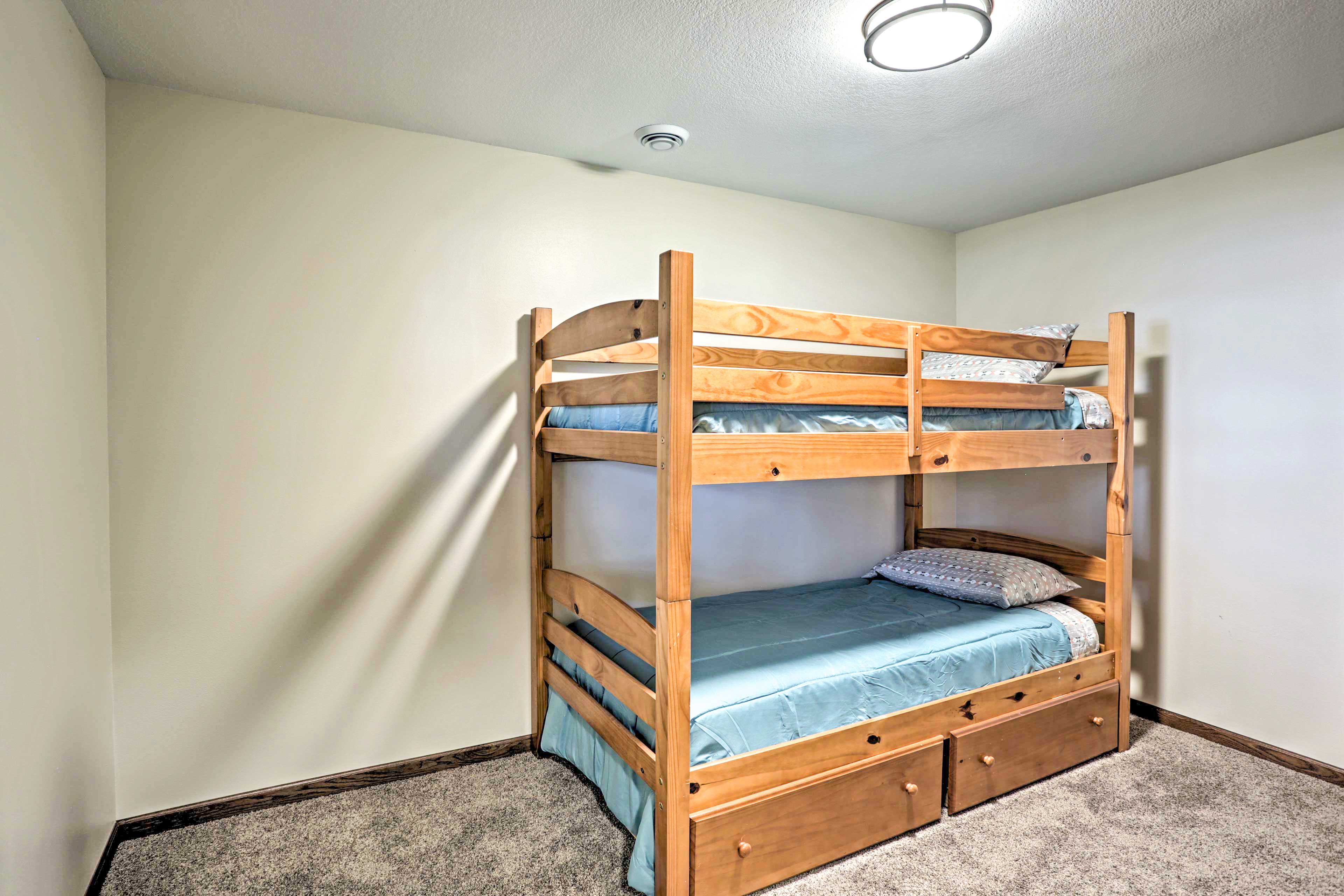 Bedroom 3 | Twin Bunk Bed