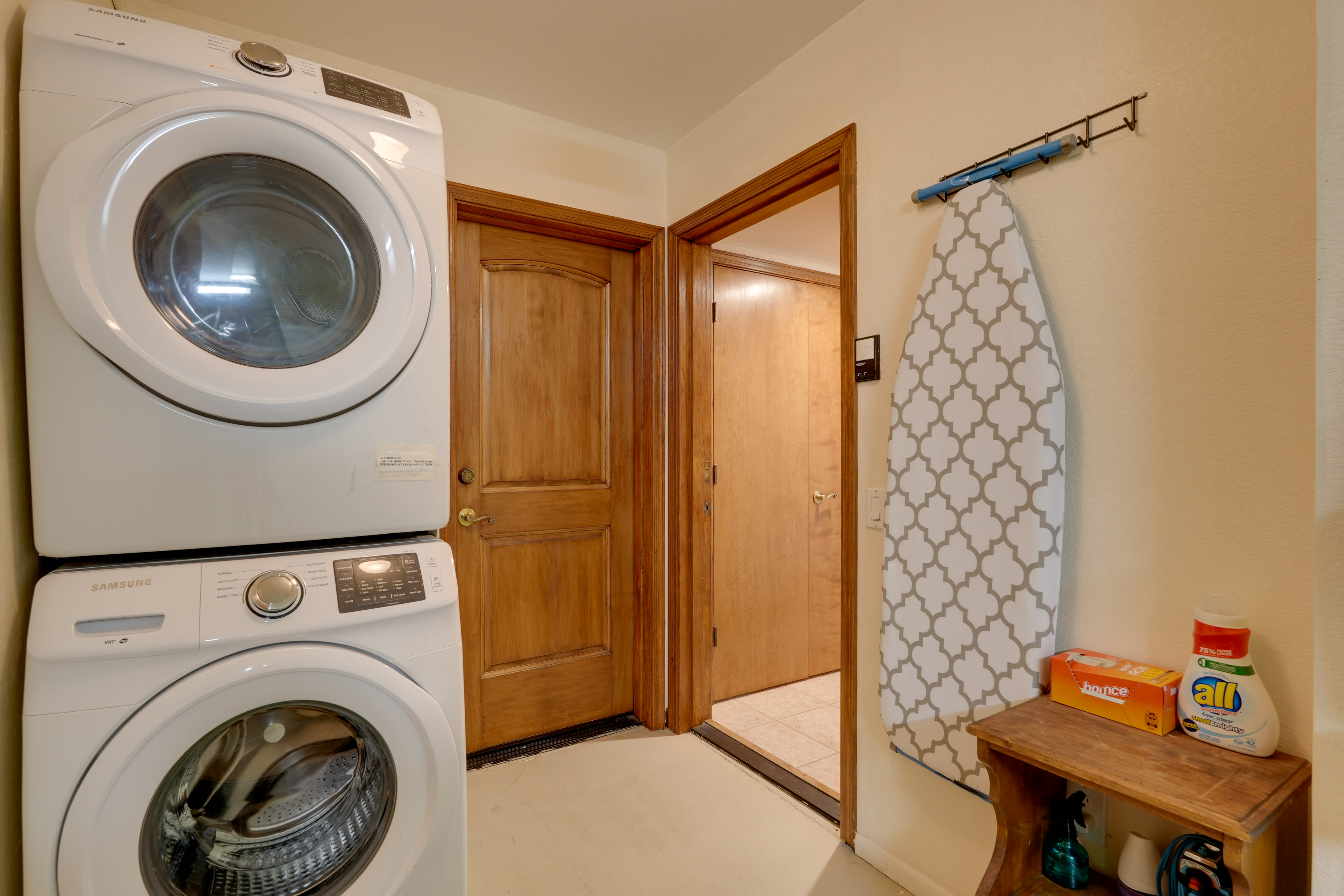 In-Unit Laundry | Washer & Dryer