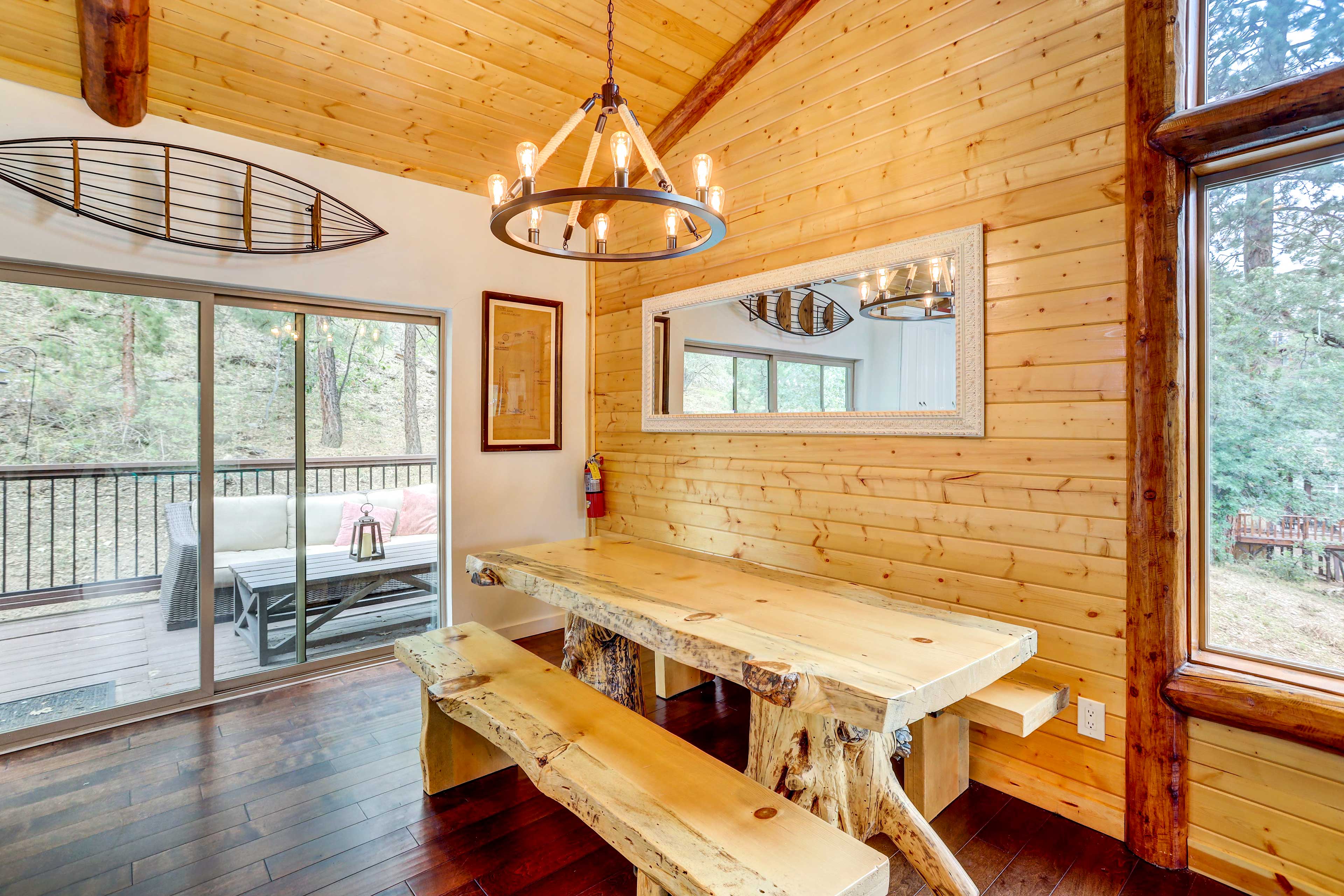 Dining Room | Dishware/Flatware Provided