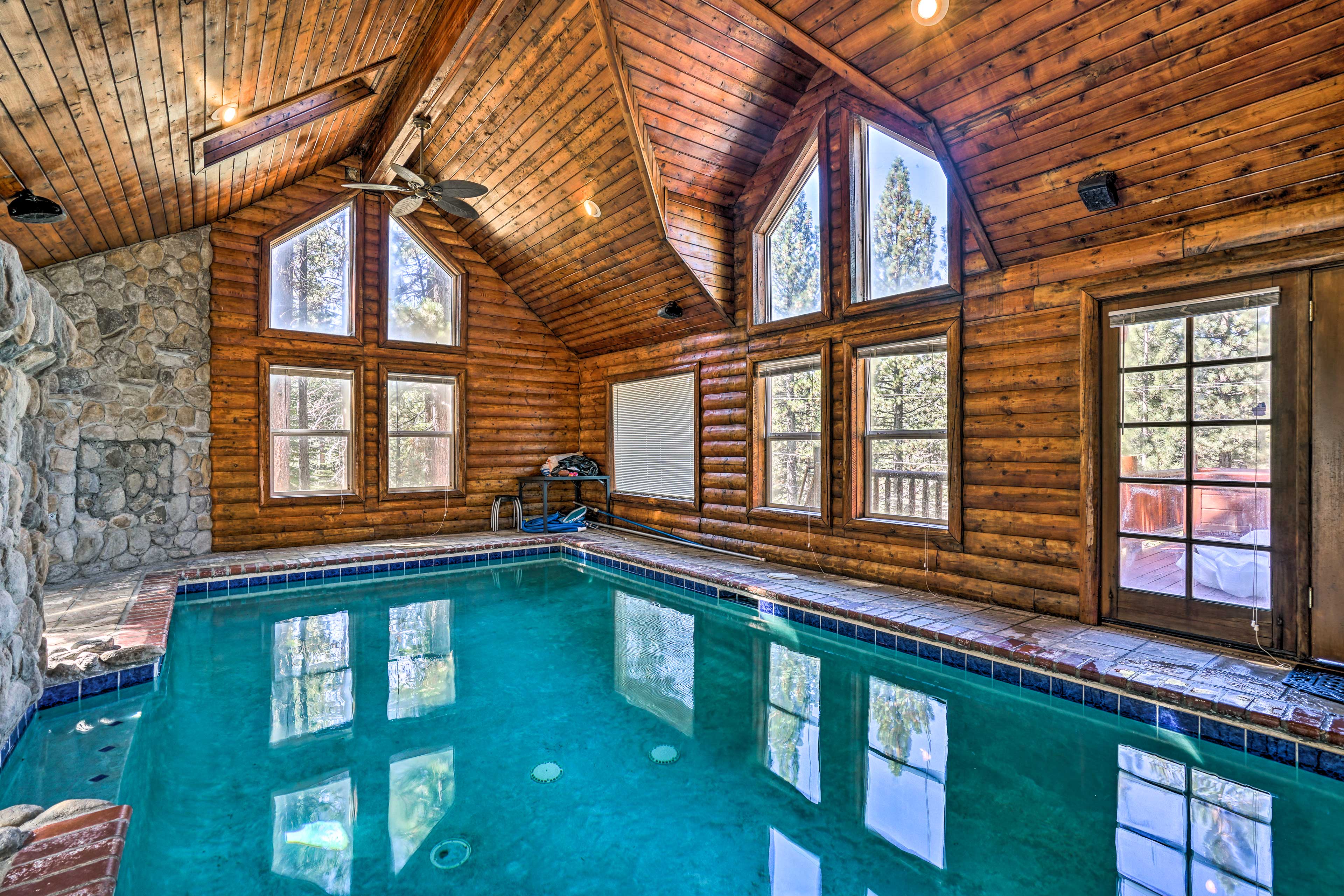 Indoor Pool | Keyless Entry