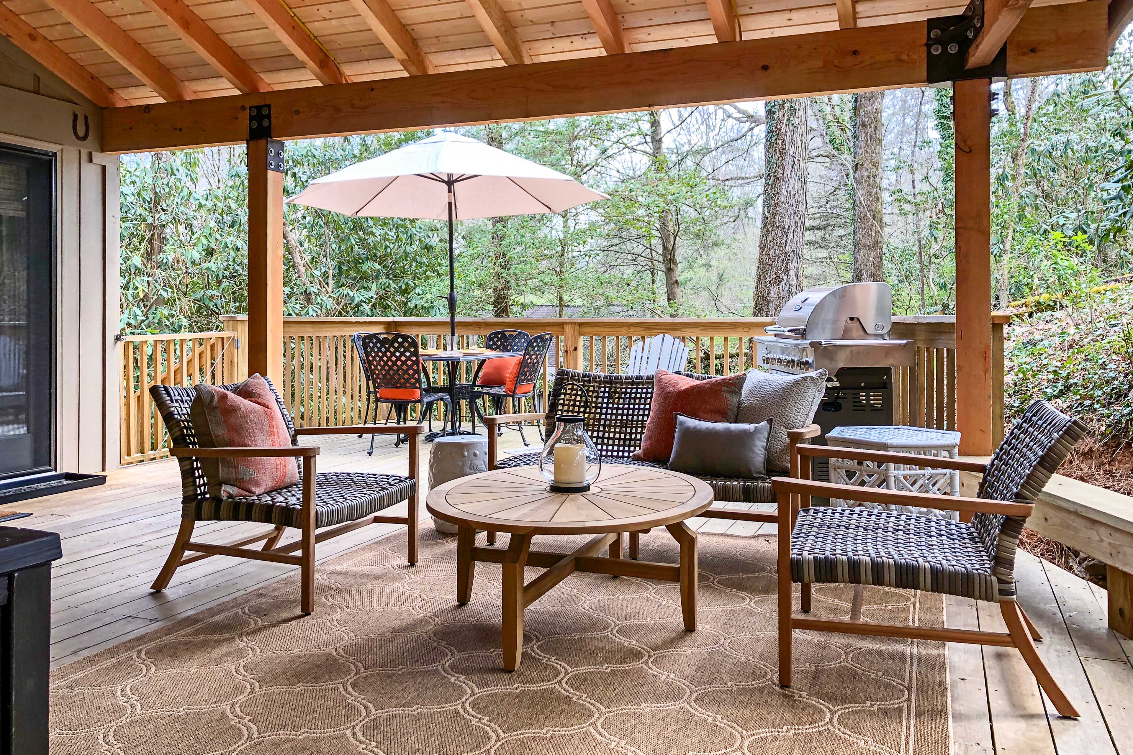 Covered Deck | Outdoor Dining | Gas Grill